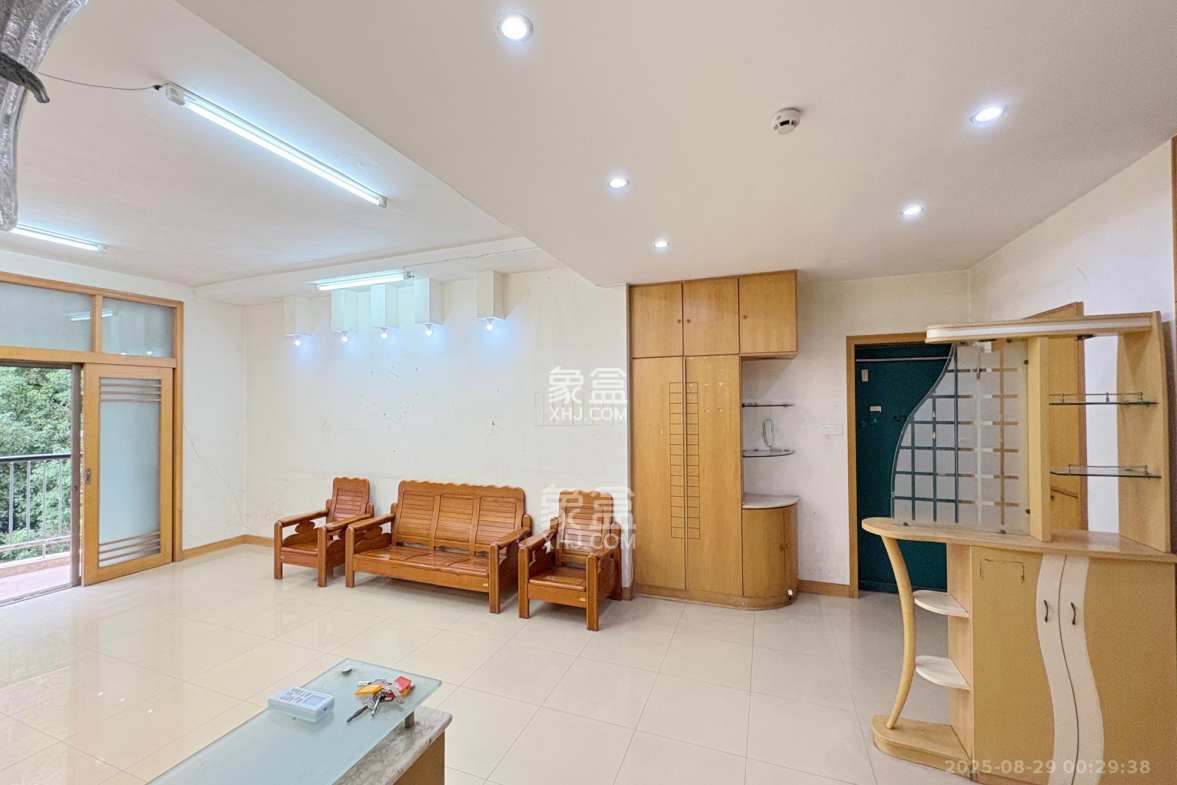 泰时新雅园  4室2厅2卫    108.0万 泰时新雅园  4室2厅2卫    108.0万其他