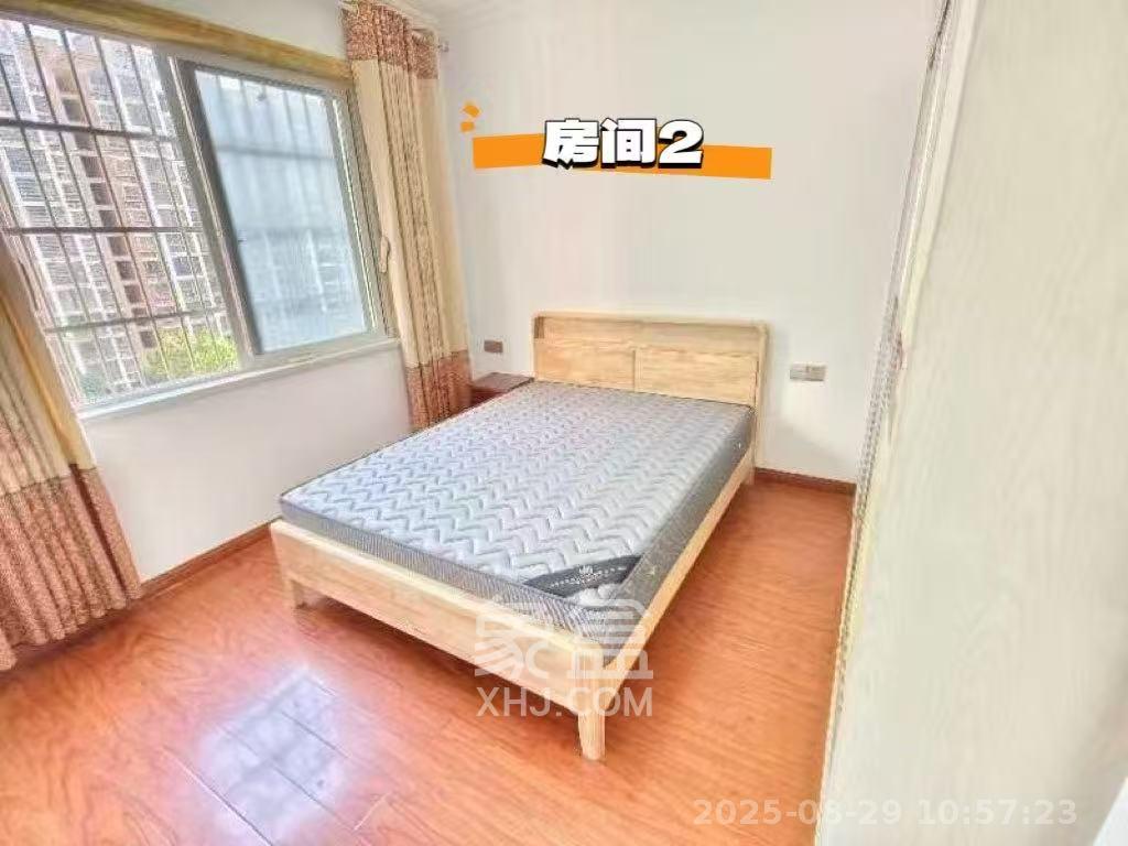 和润园一、二期 1室2厅1卫 2100.0元/月 和润园一、二期 1室2厅1卫 2100.0元/月室内图