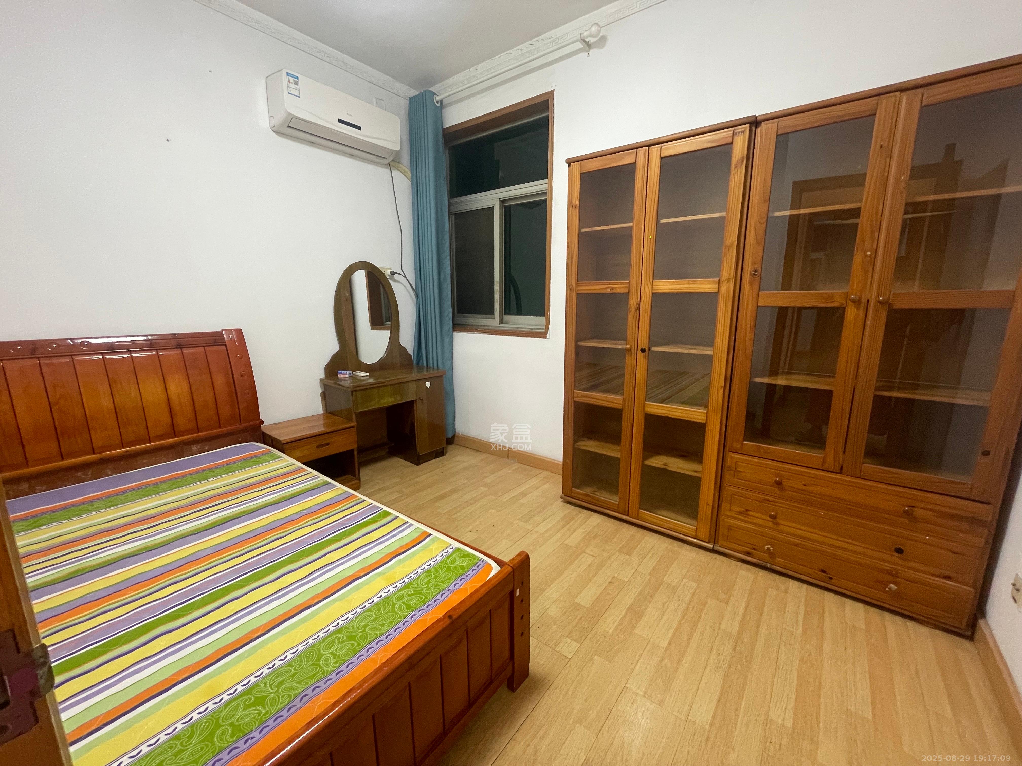 天剑路扫把塘检察院宿舍 3室2厅2卫 1800.0元/月 天剑路扫把塘检察院宿舍 3室2厅2卫 1800.0元/月室内图