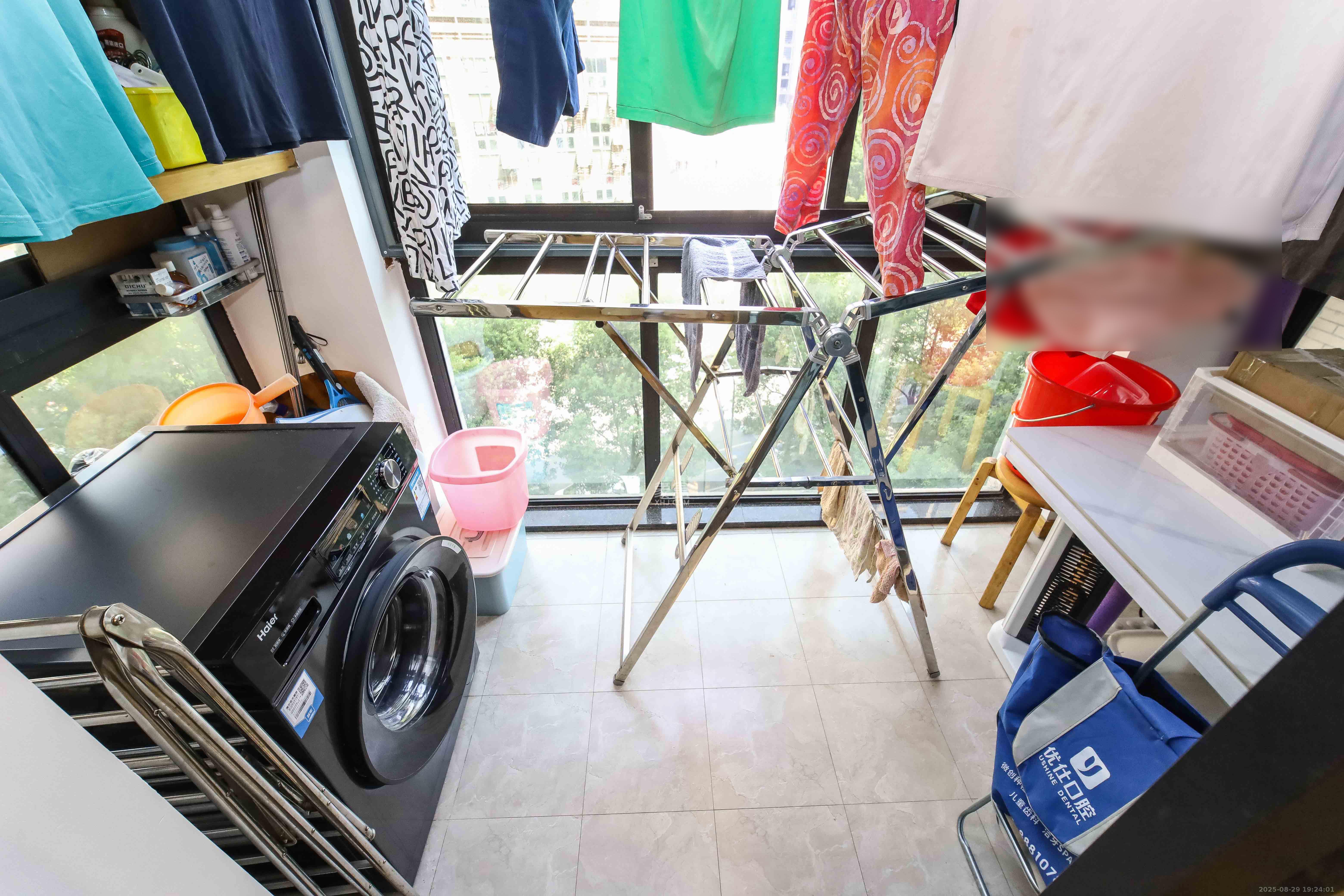 长房白沙湾  3室2厅2卫    139.0万 长房白沙湾  3室2厅2卫    139.0万阳台