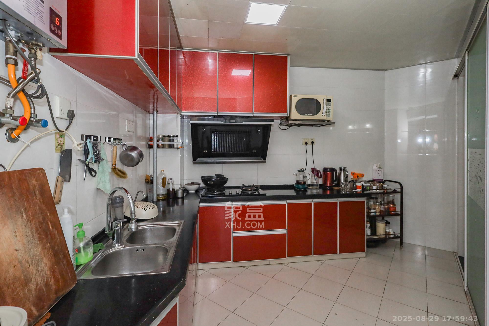 金麓西岸和苑  3室2厅1卫    71.8万 金麓西岸和苑  3室2厅1卫    71.8万厨房