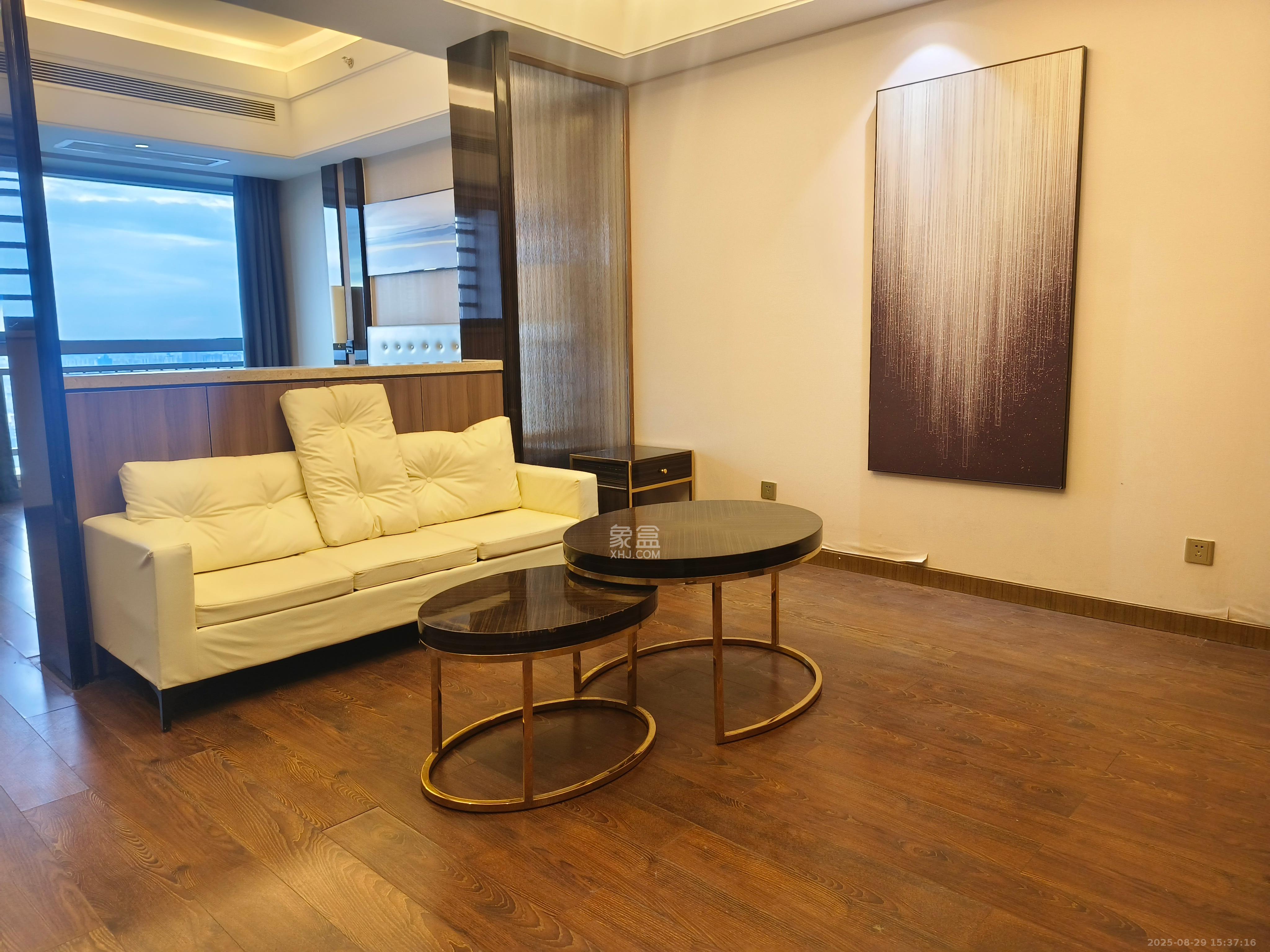 华远国际公寓  1室1厅1卫    3000.0元/月室内图