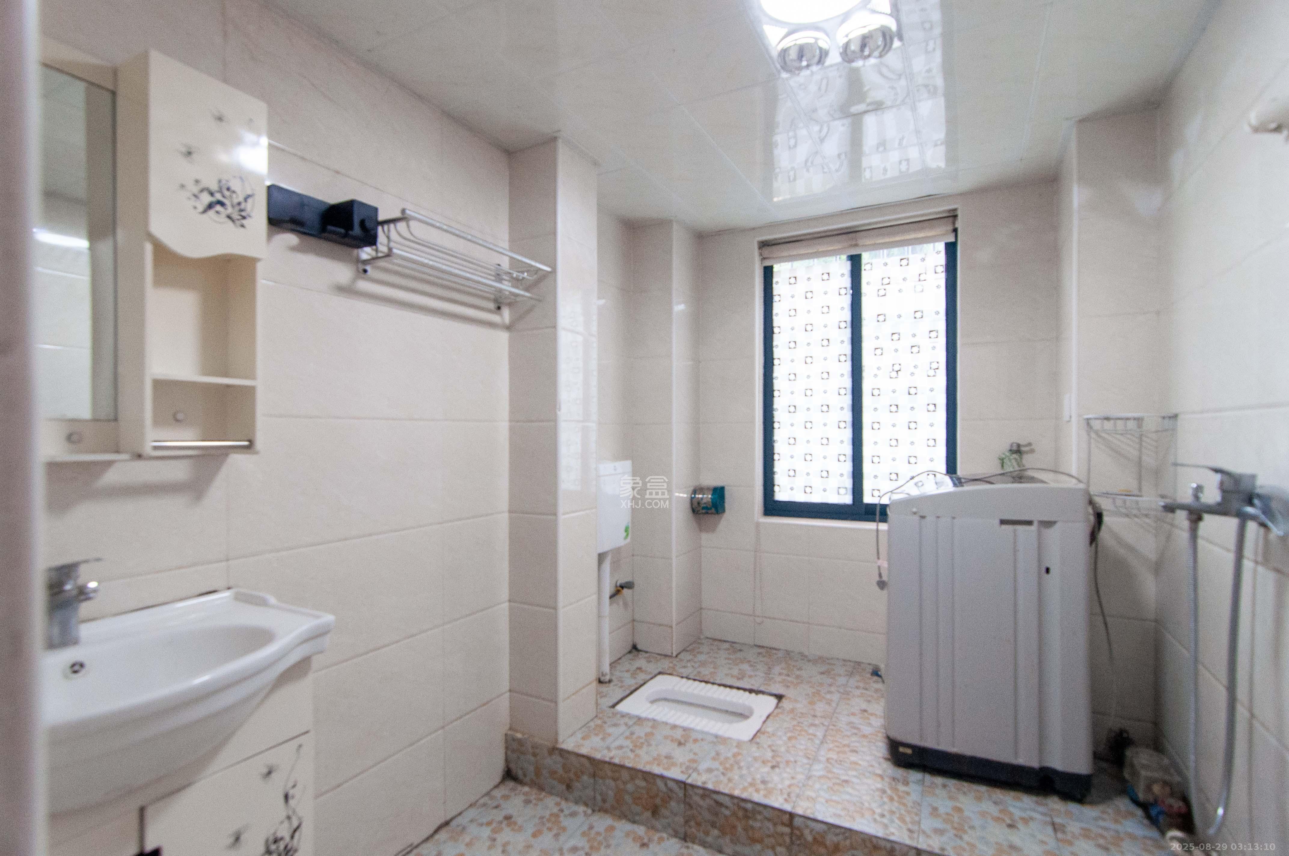 望兴景园二期（望兴西西里）  2室2厅1卫    68.0万卫生间