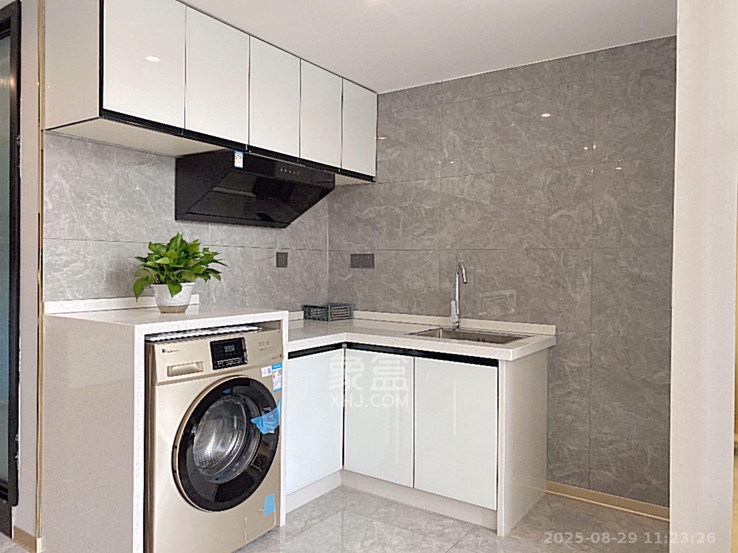 龙湖新壹城  1室1厅1卫    2500.0元/月室内图