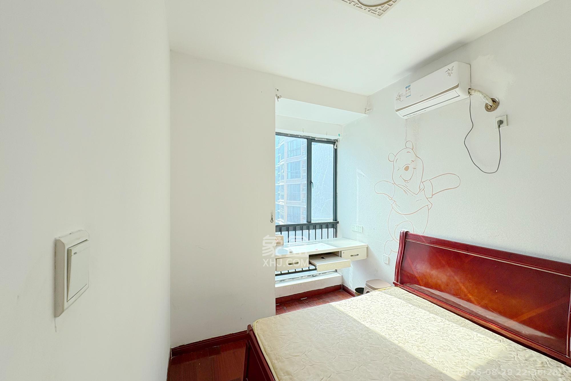 融圣国际  1室2厅1卫    165.0万 融圣国际  1室2厅1卫    165.0万其他