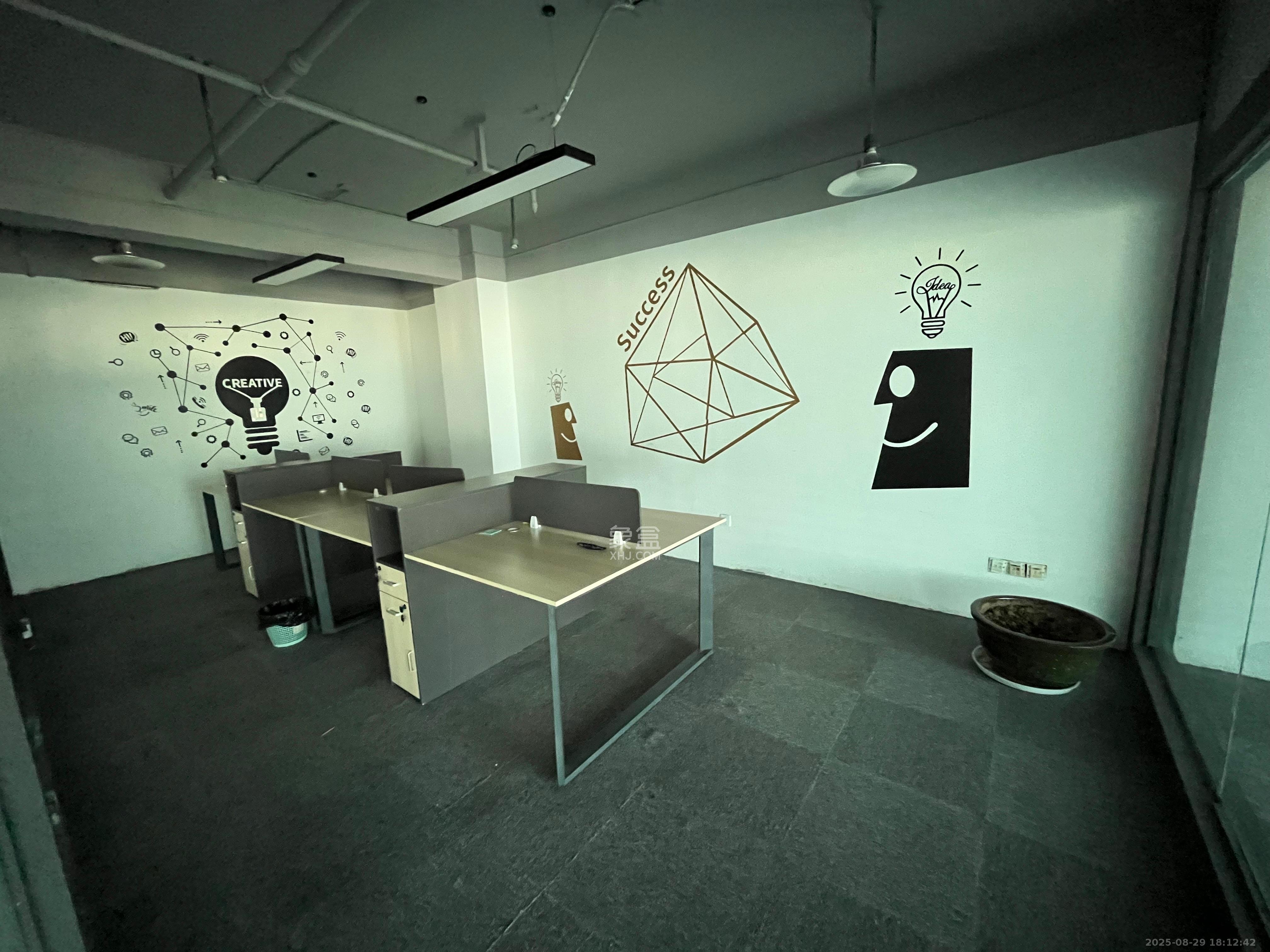 佳天国际新城 1室1厅1卫 10000.0元/月 佳天国际新城 1室1厅1卫 10000.0元/月室内图