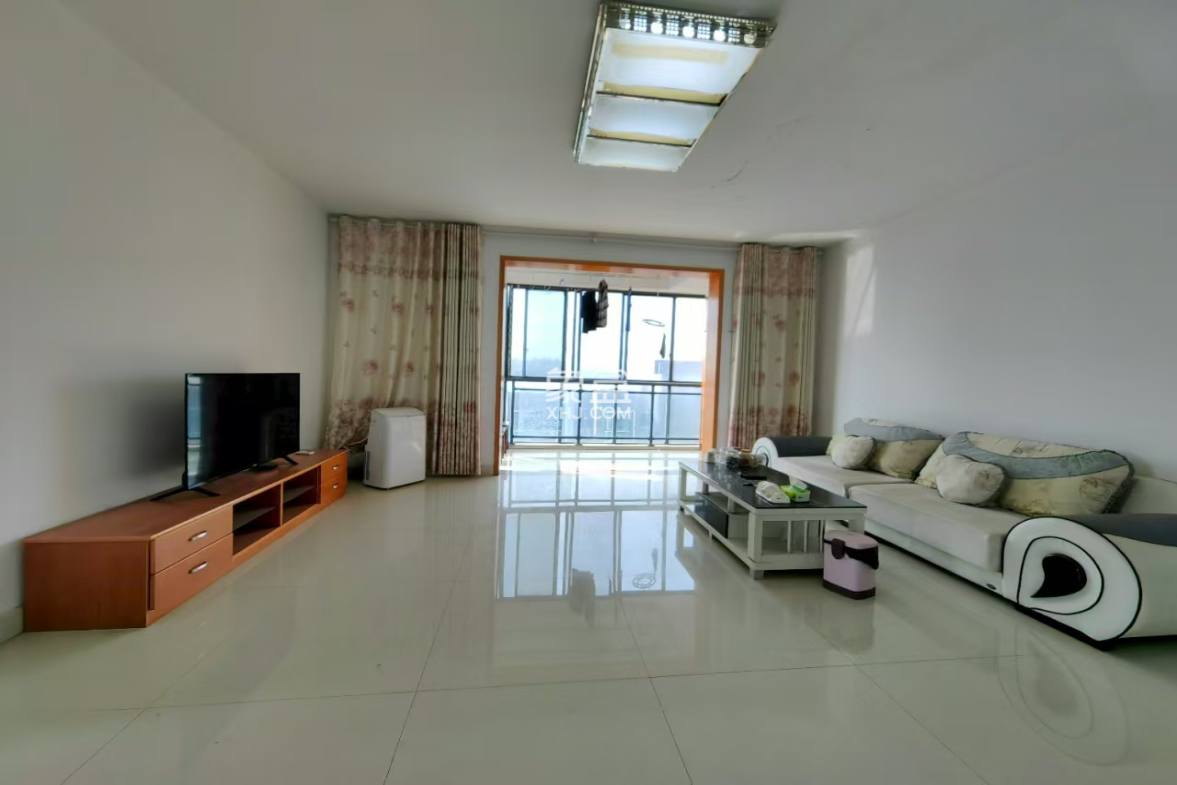 旺佳华府 2室2厅1卫 1580.0元/月 旺佳华府 2室2厅1卫 1580.0元/月室内图