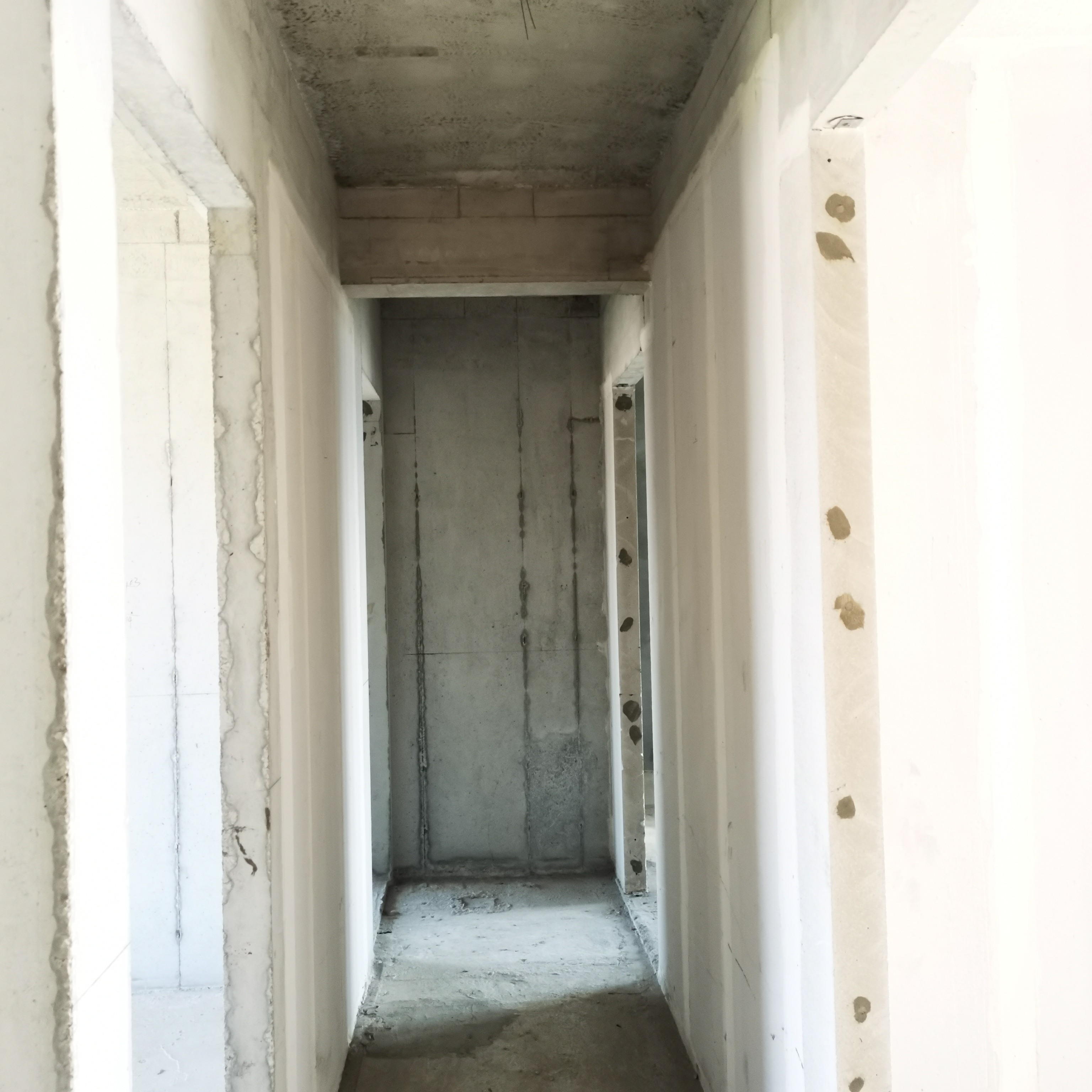 碧桂园正央时代  4室2厅2卫    72.8万客厅