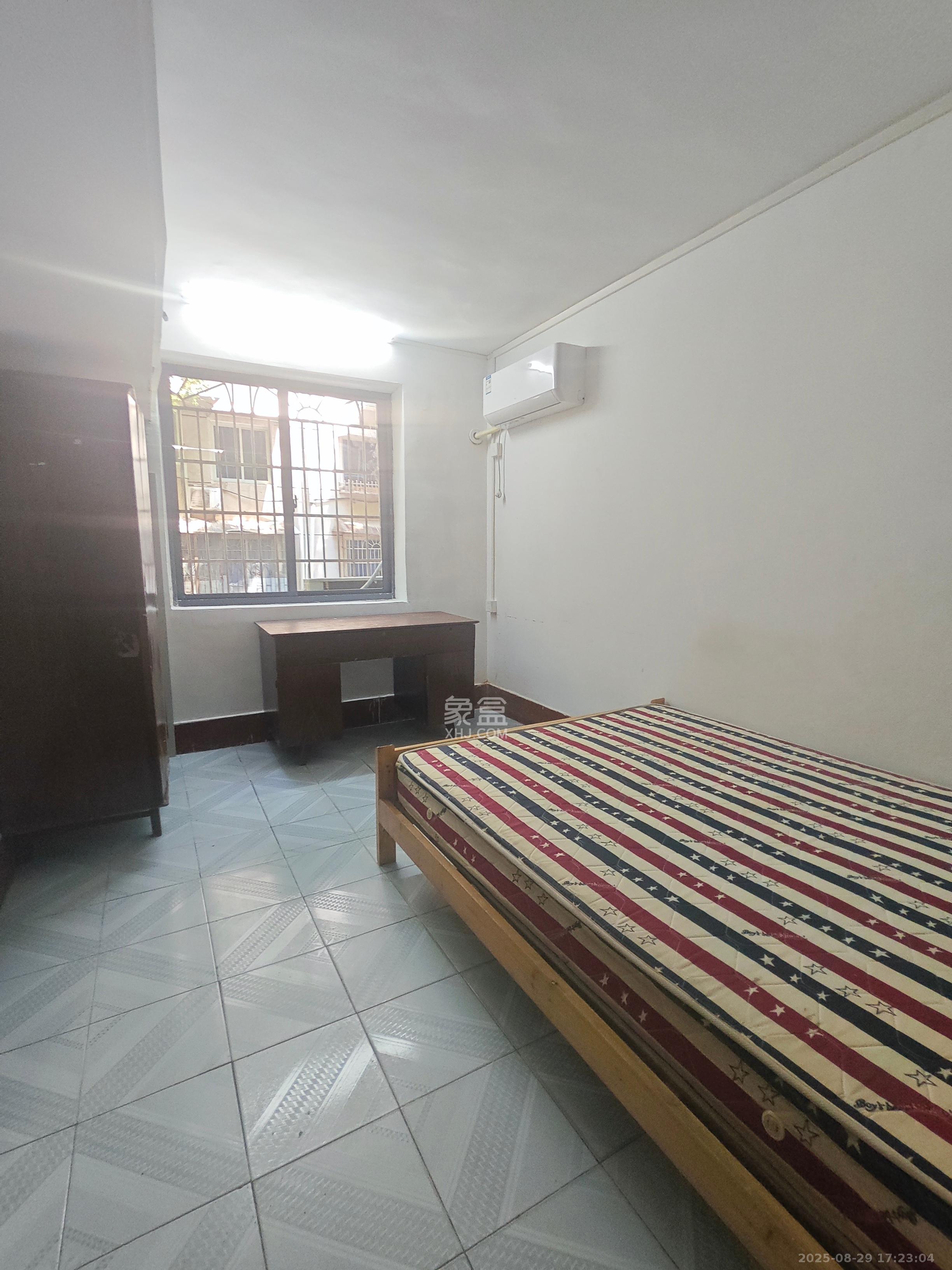 东广济桥社区 2室1厅1卫 1600.0元/月 东广济桥社区 2室1厅1卫 1600.0元/月室内图