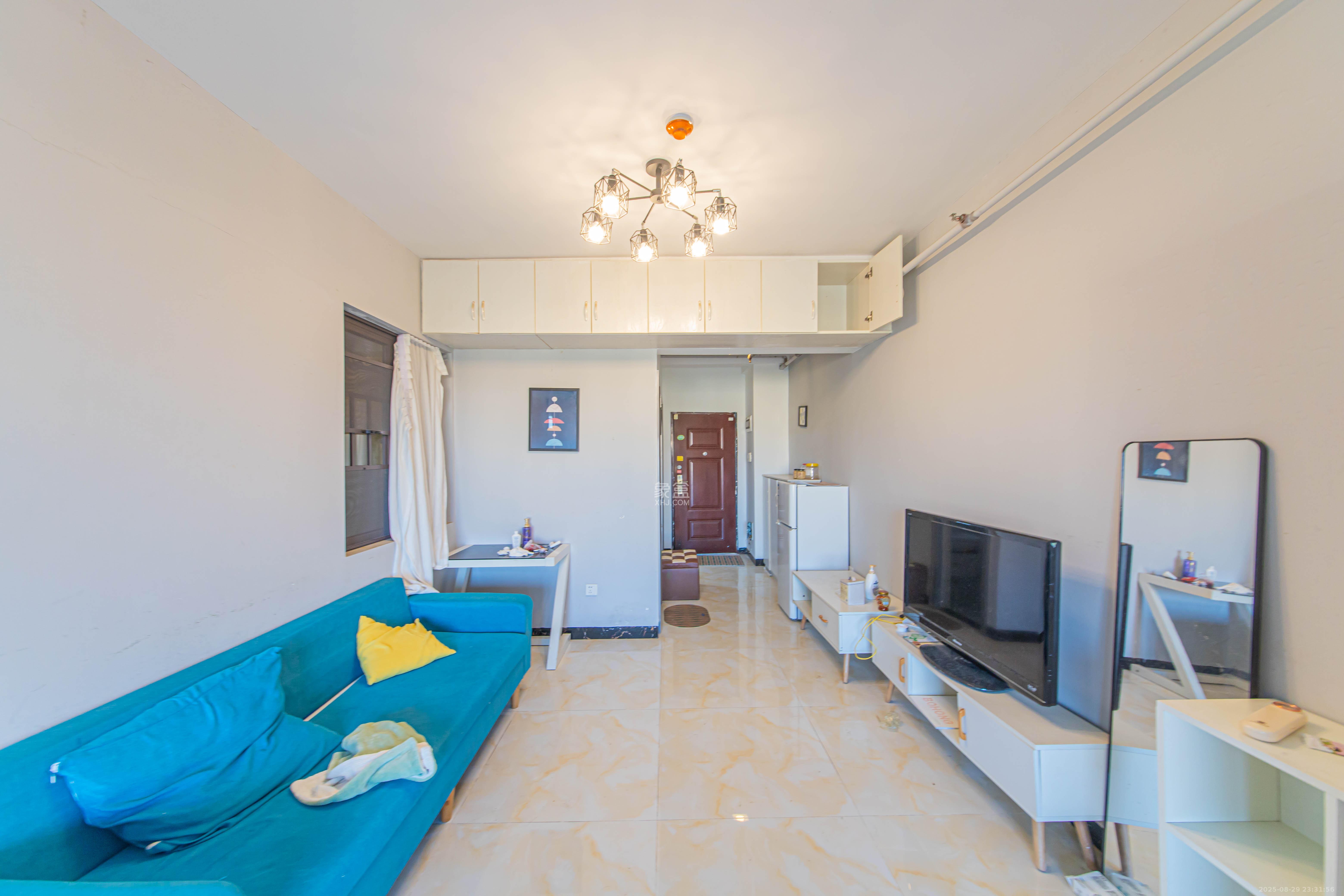 金房奥斯卡  1室1厅1卫    28.0万客厅