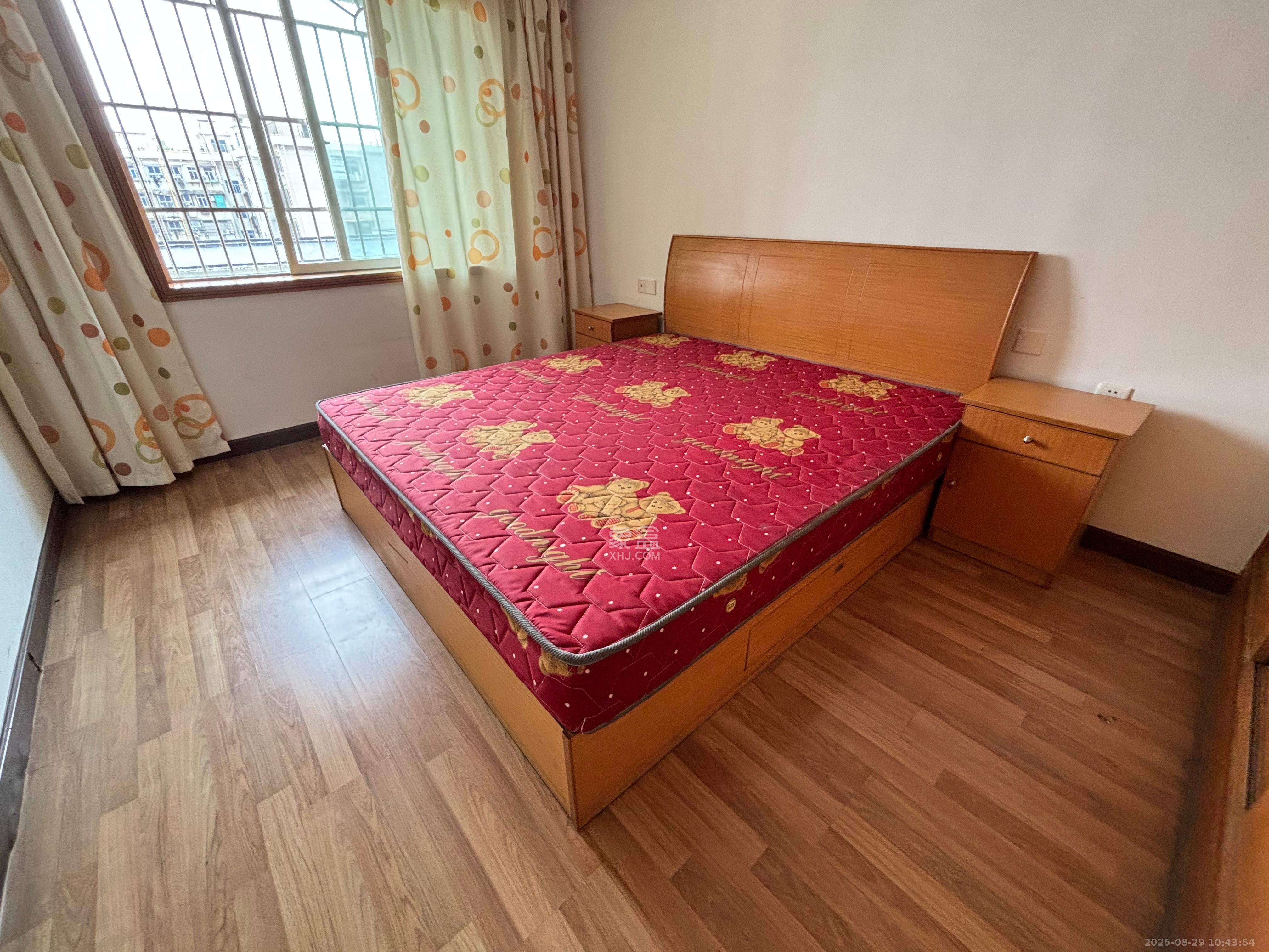 朝阳一、二村  3室1厅1卫    2100.0元/月室内图