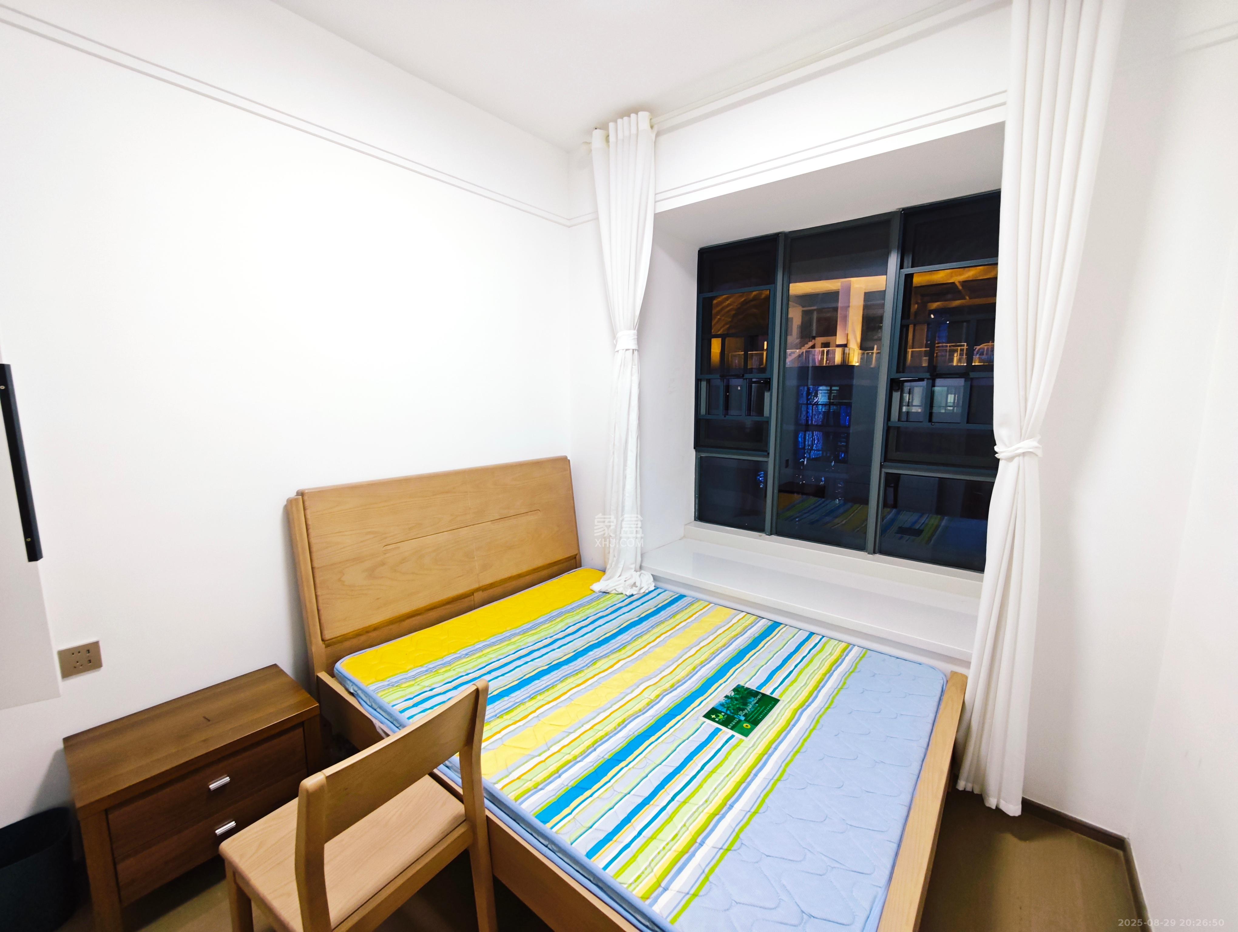 复地滨江金融中心 4室1厅2卫 4000.0元/月 复地滨江金融中心 4室1厅2卫 4000.0元/月室内图