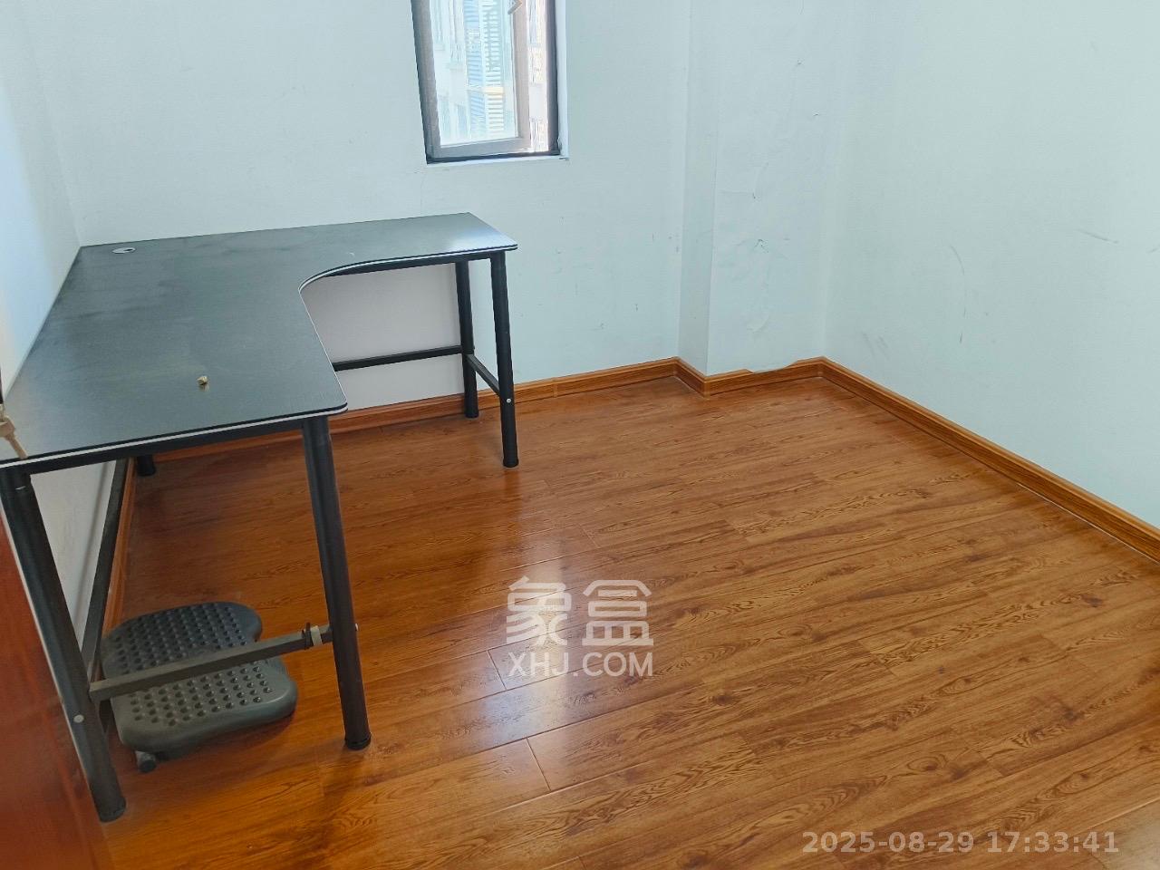 中建嘉和城  3室2厅2卫    2200.0元/月 中建嘉和城  3室2厅2卫    2200.0元/月室内图