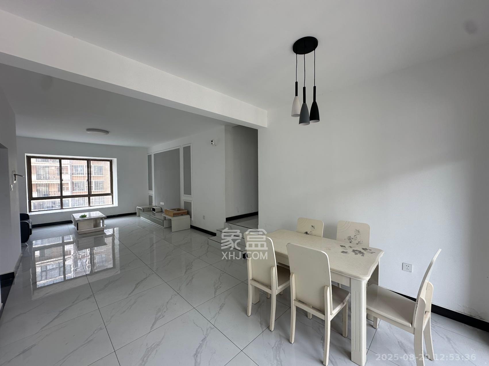 和顺苑(省公安厅单位房) 3室2厅2卫 2000.0元/月 和顺苑(省公安厅单位房) 3室2厅2卫 2000.0元/月室内图