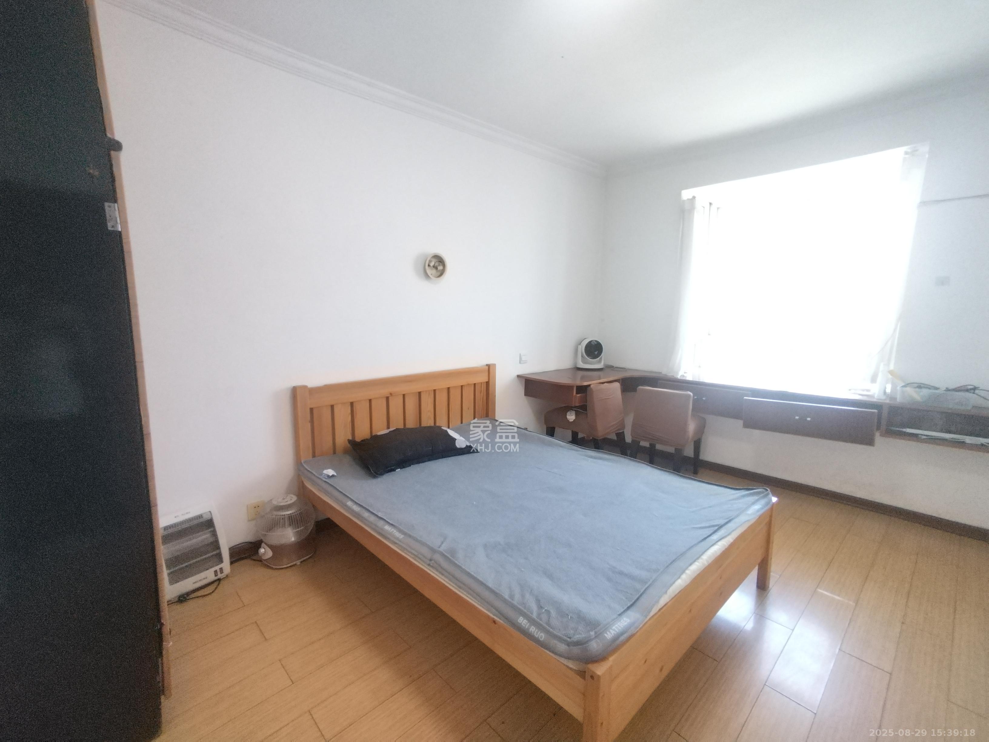 德润园  2室2厅1卫    1850.0元/月 德润园  2室2厅1卫    1850.0元/月室内图