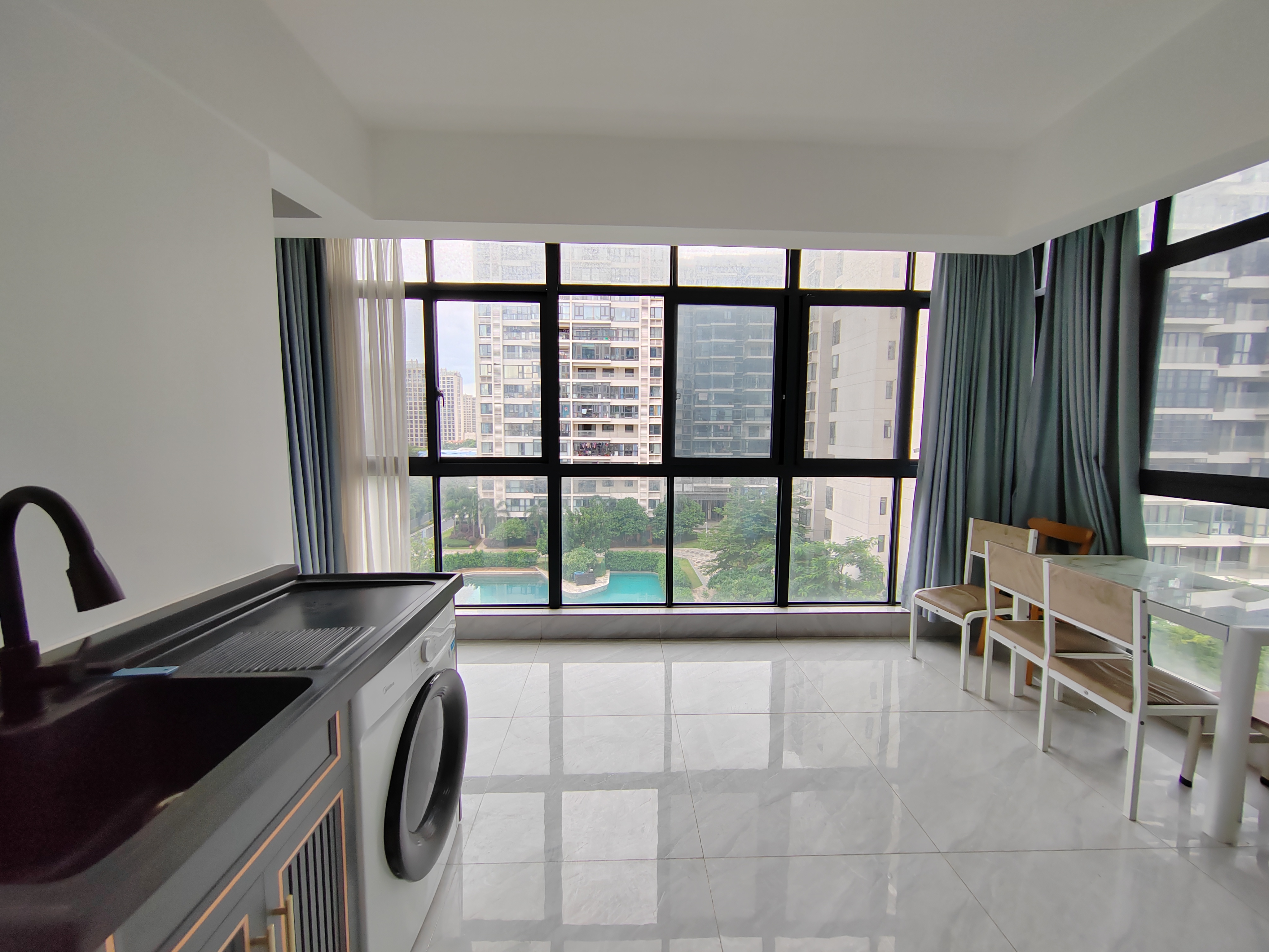 碧海蓝天  2室1厅1卫    2800.0元/月 碧海蓝天  2室1厅1卫    2800.0元/月室内图