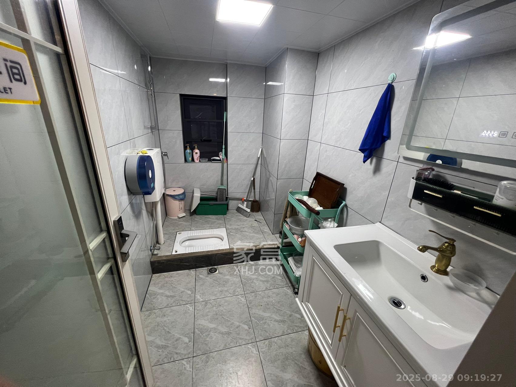 恒大御景半岛锦绣苑  3室2厅2卫    4200.0元/月室内图