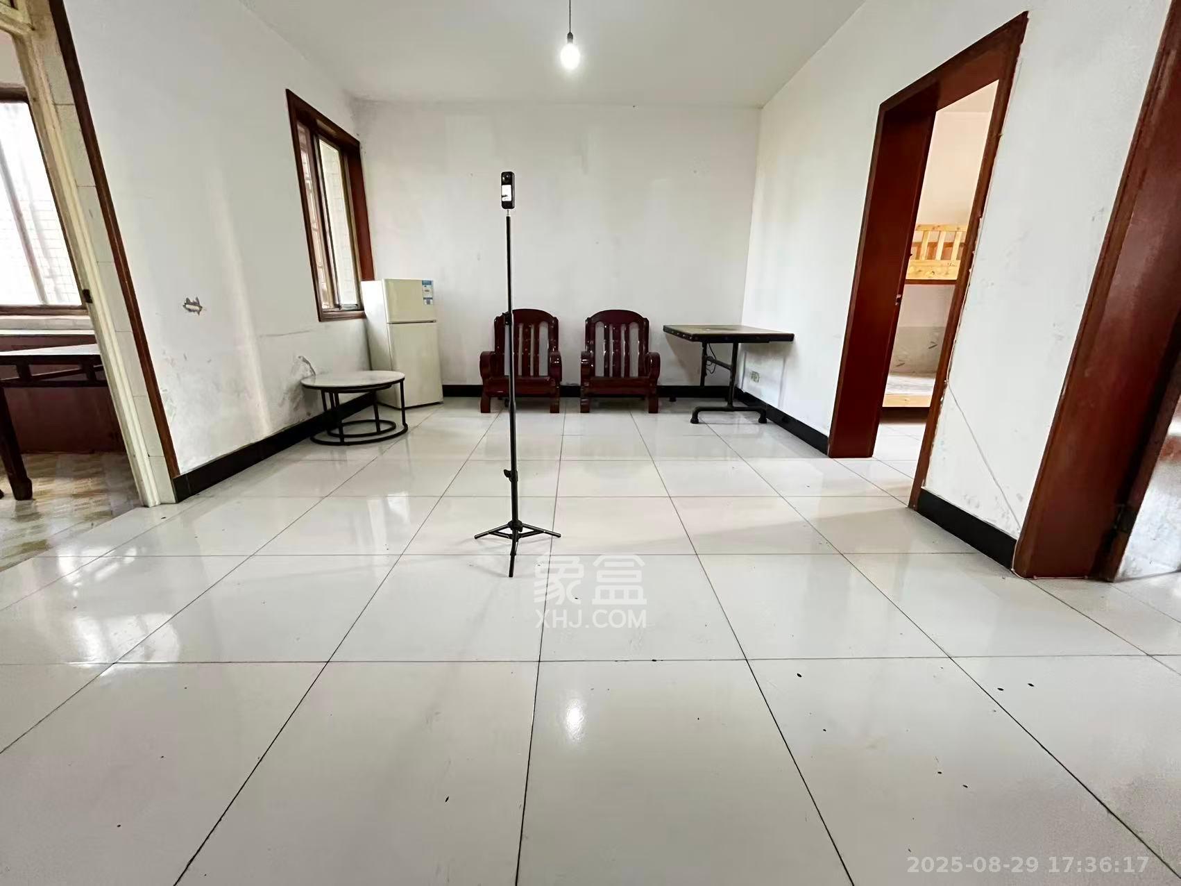 黄泥岭社区 2室2厅1卫 1600.0元/月 黄泥岭社区 2室2厅1卫 1600.0元/月室内图