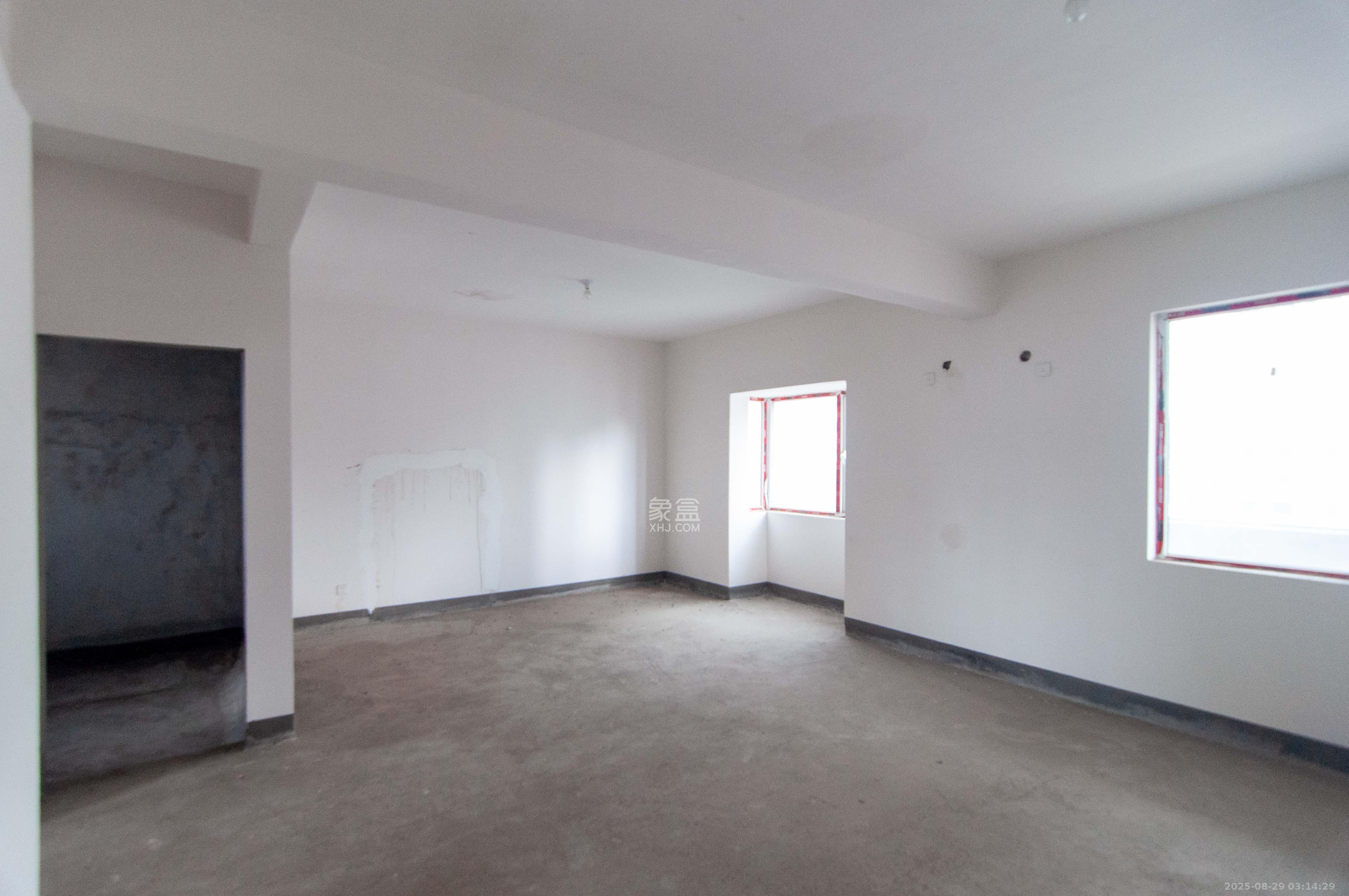 麓阳和景雅苑  4室2厅2卫    108.0万其他