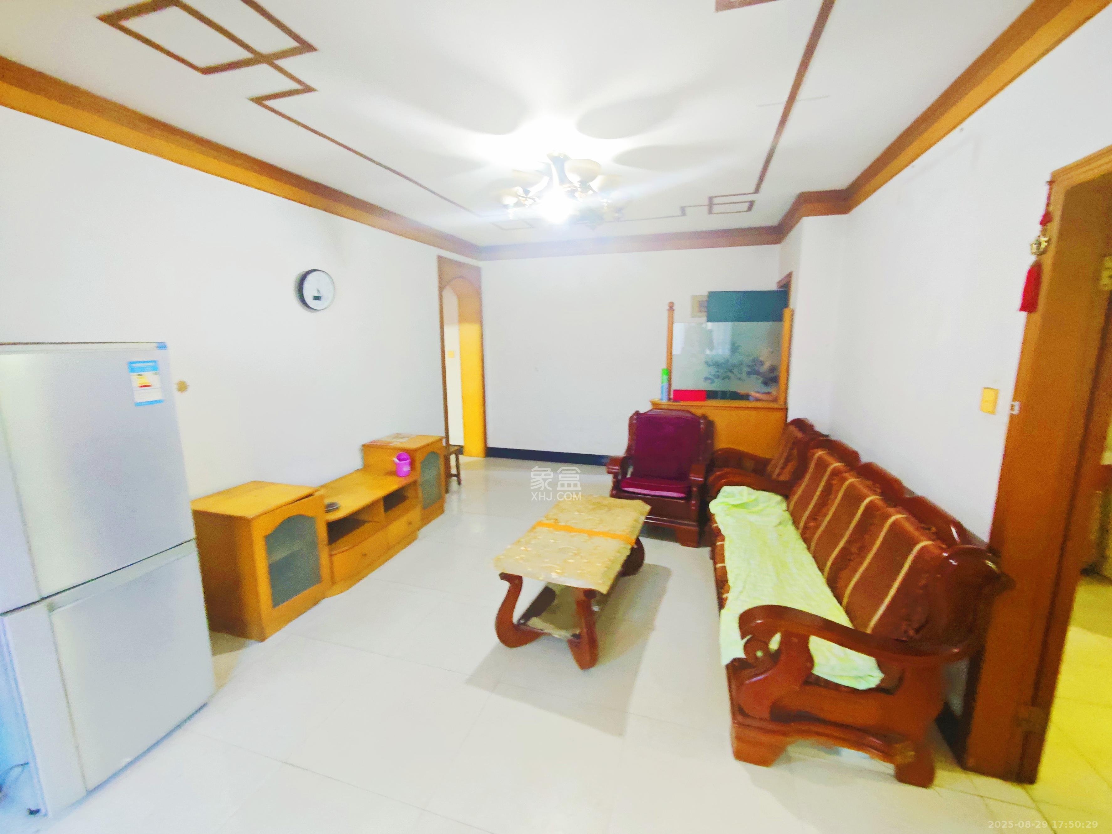 富康小区(富康花园) 3室1厅1卫 1500.0元/月 富康小区(富康花园) 3室1厅1卫 1500.0元/月室内图