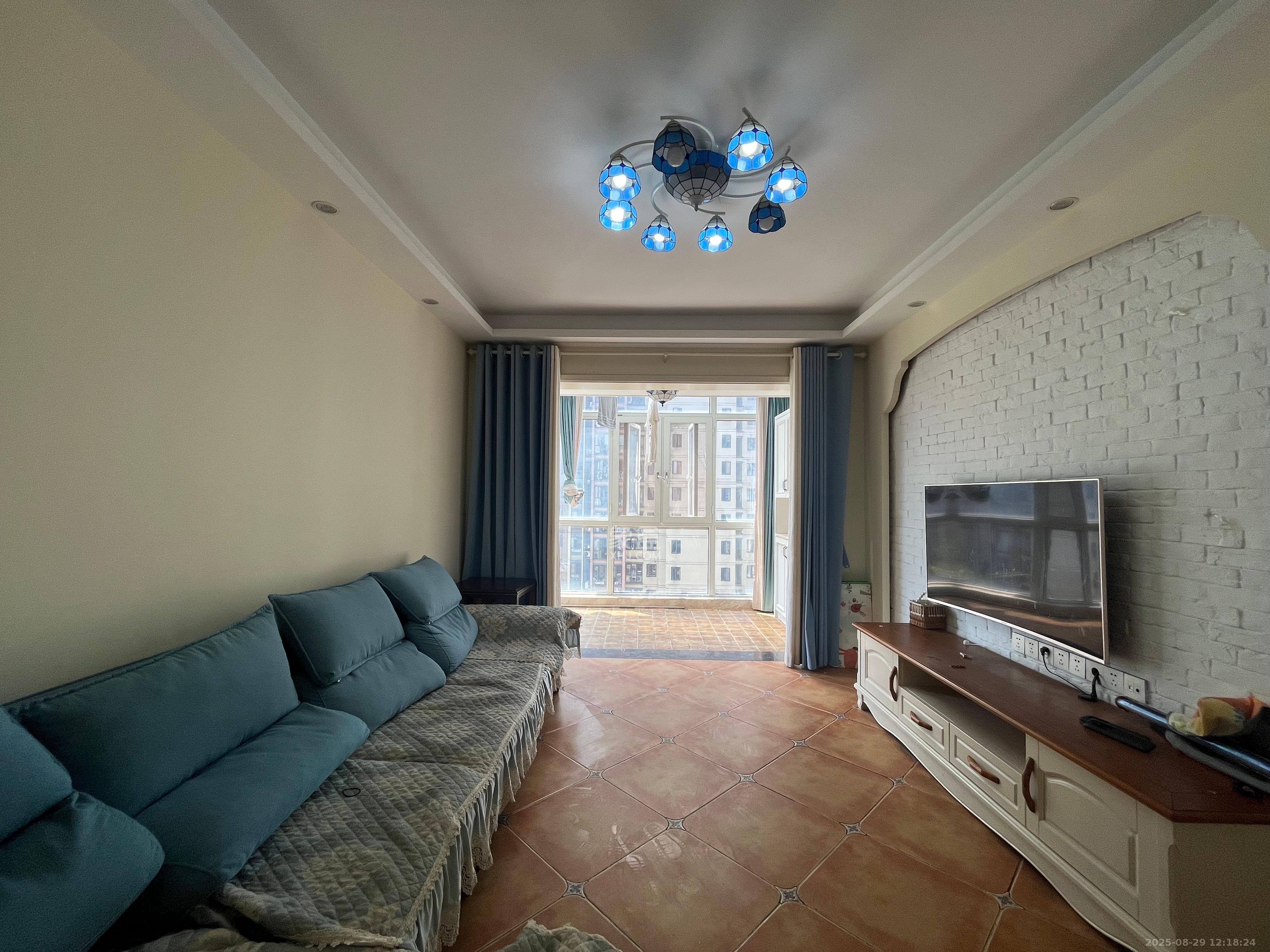 盛世耀凯  2室2厅1卫    2600.0元/月 盛世耀凯  2室2厅1卫    2600.0元/月