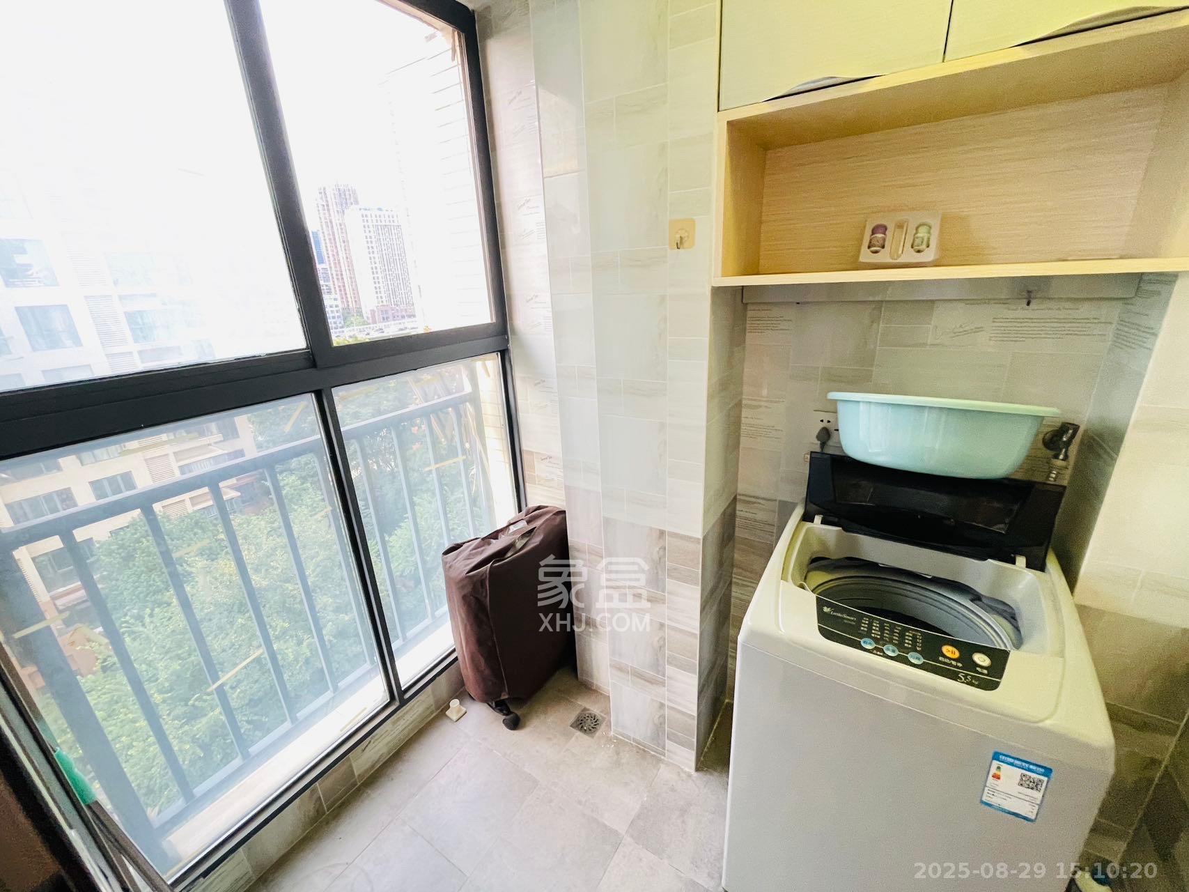 长盛岚庭  1室1厅1卫    1500.0元/月室内图