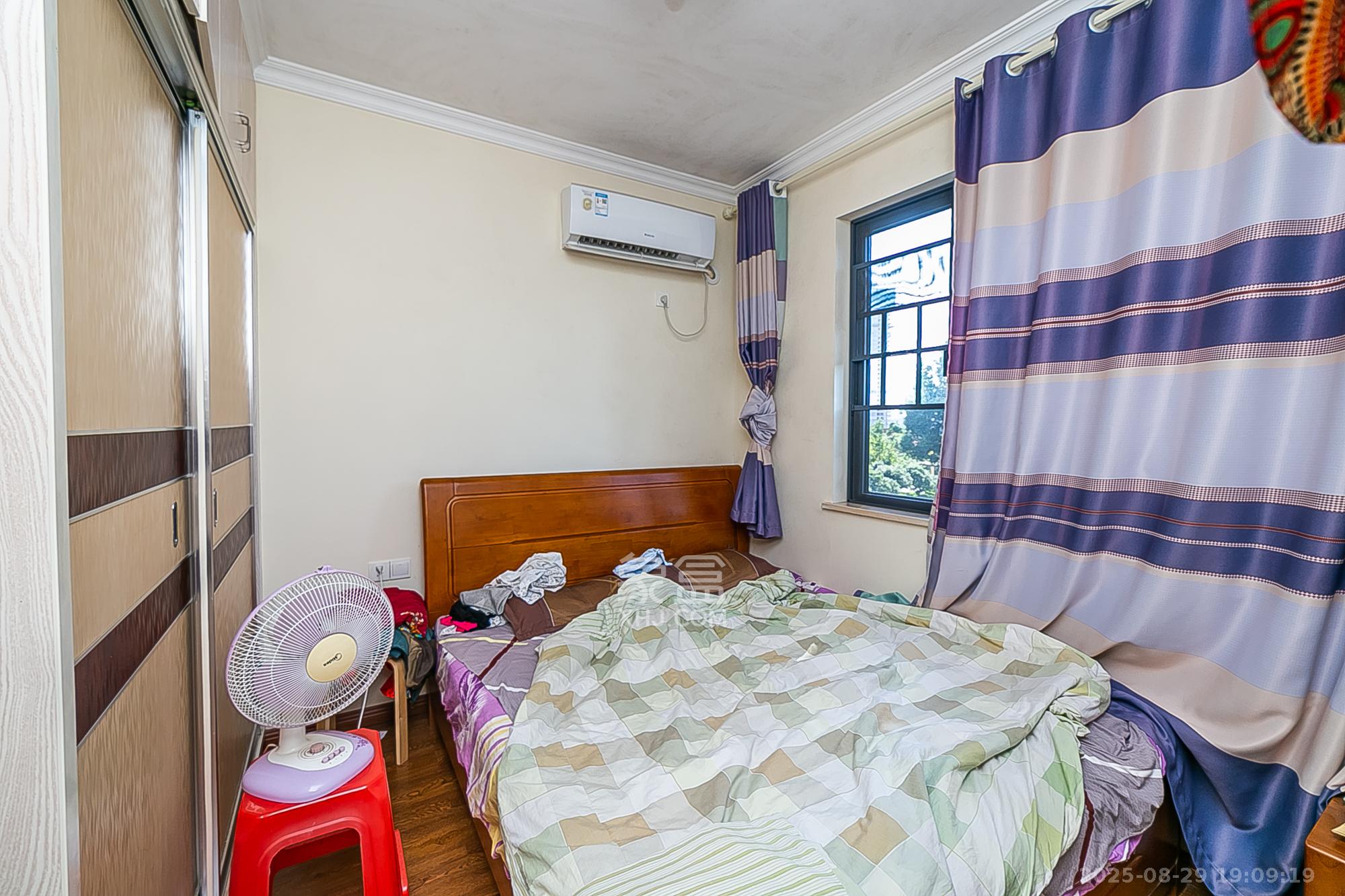 乾城(兴旺乾城) 3室2厅1卫 80.0万 乾城(兴旺乾城) 3室2厅1卫 80.0万卧室