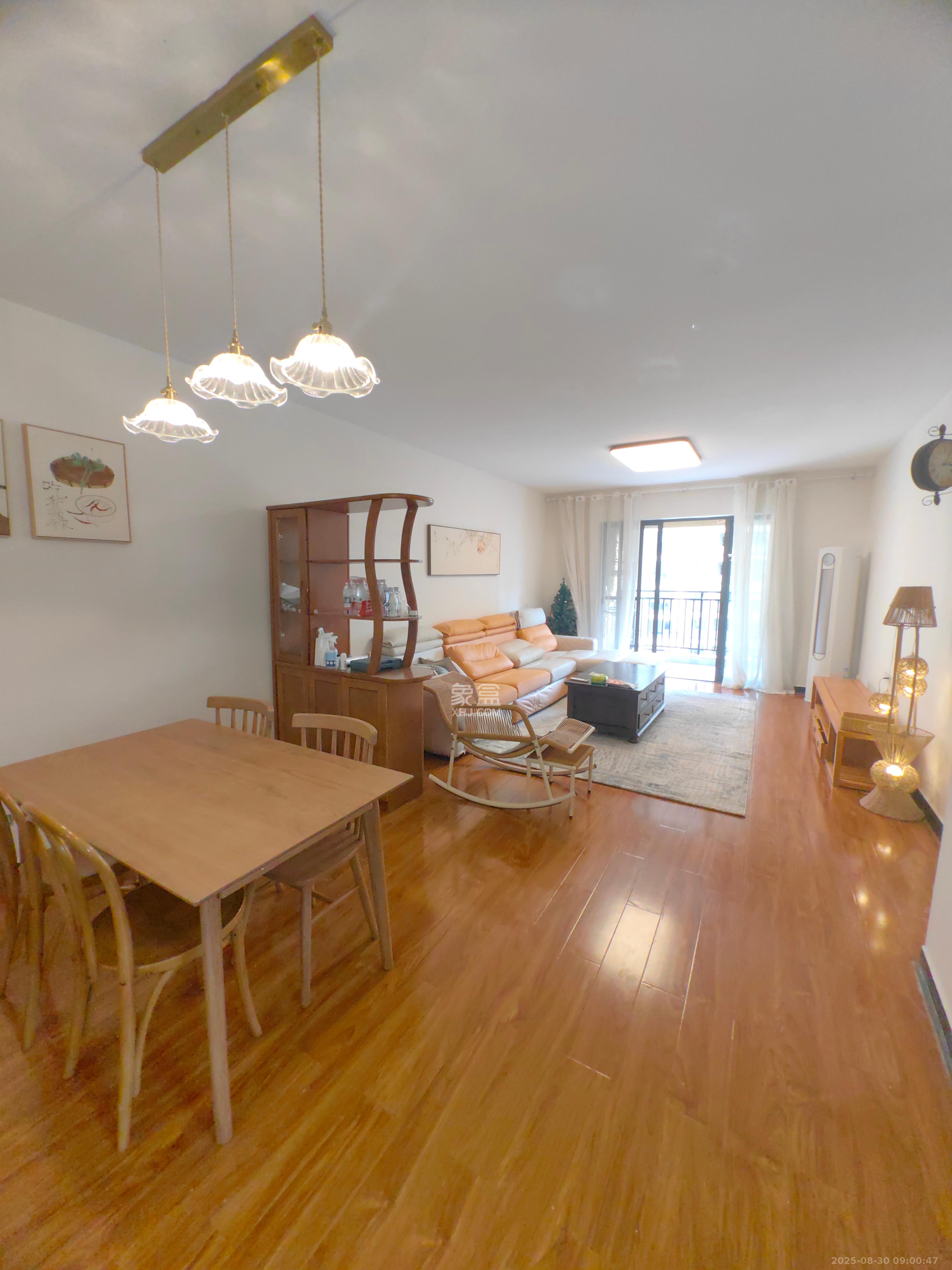 中建芙蓉嘉苑  3室2厅2卫    2700.0元/月室内图