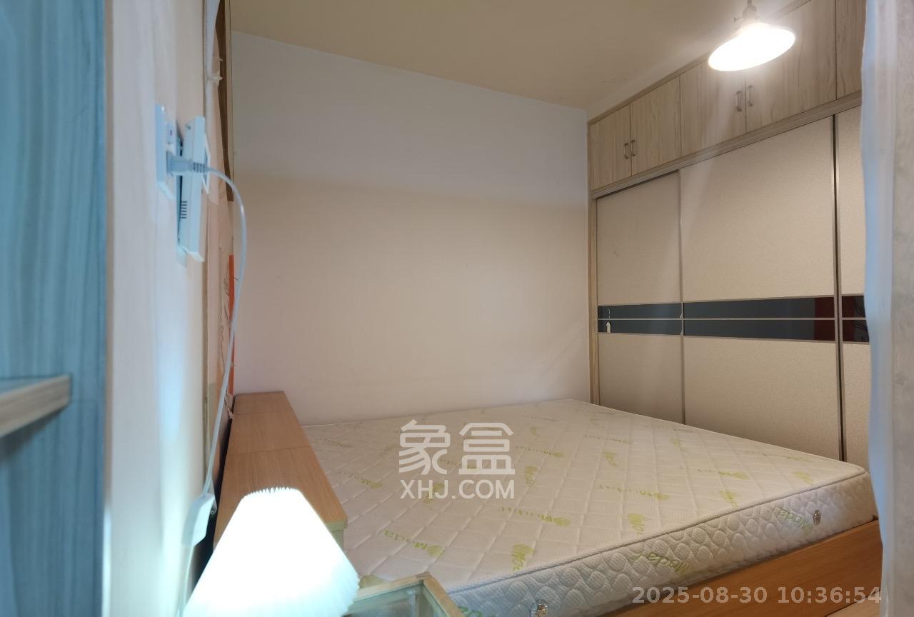 北辰三角洲E3区  1室1厅1卫   2000.00元/月室内图