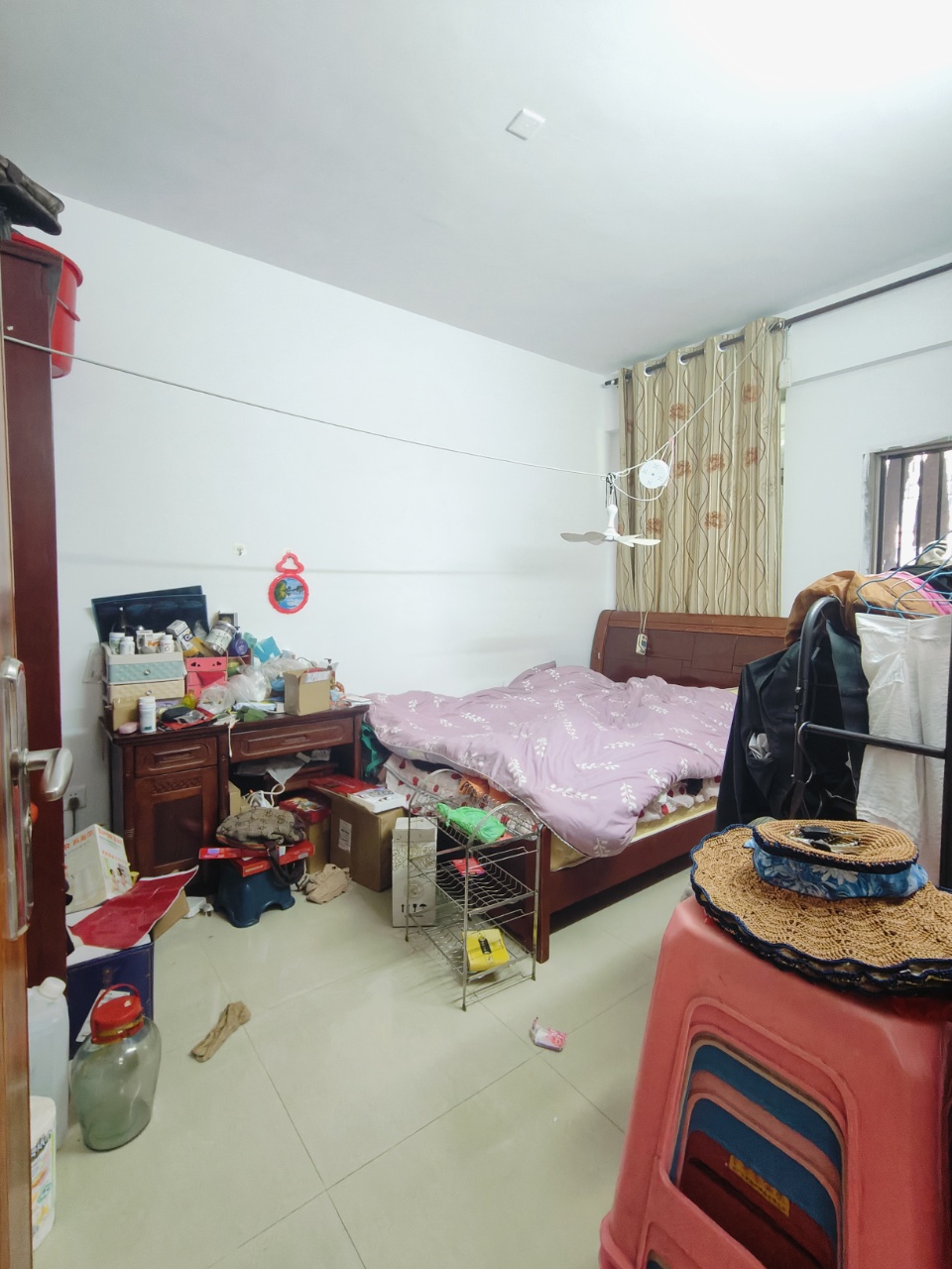 金成绿苑(金地路8号) 3室2厅1卫 100.0万 金成绿苑(金地路8号) 3室2厅1卫 100.0万客厅