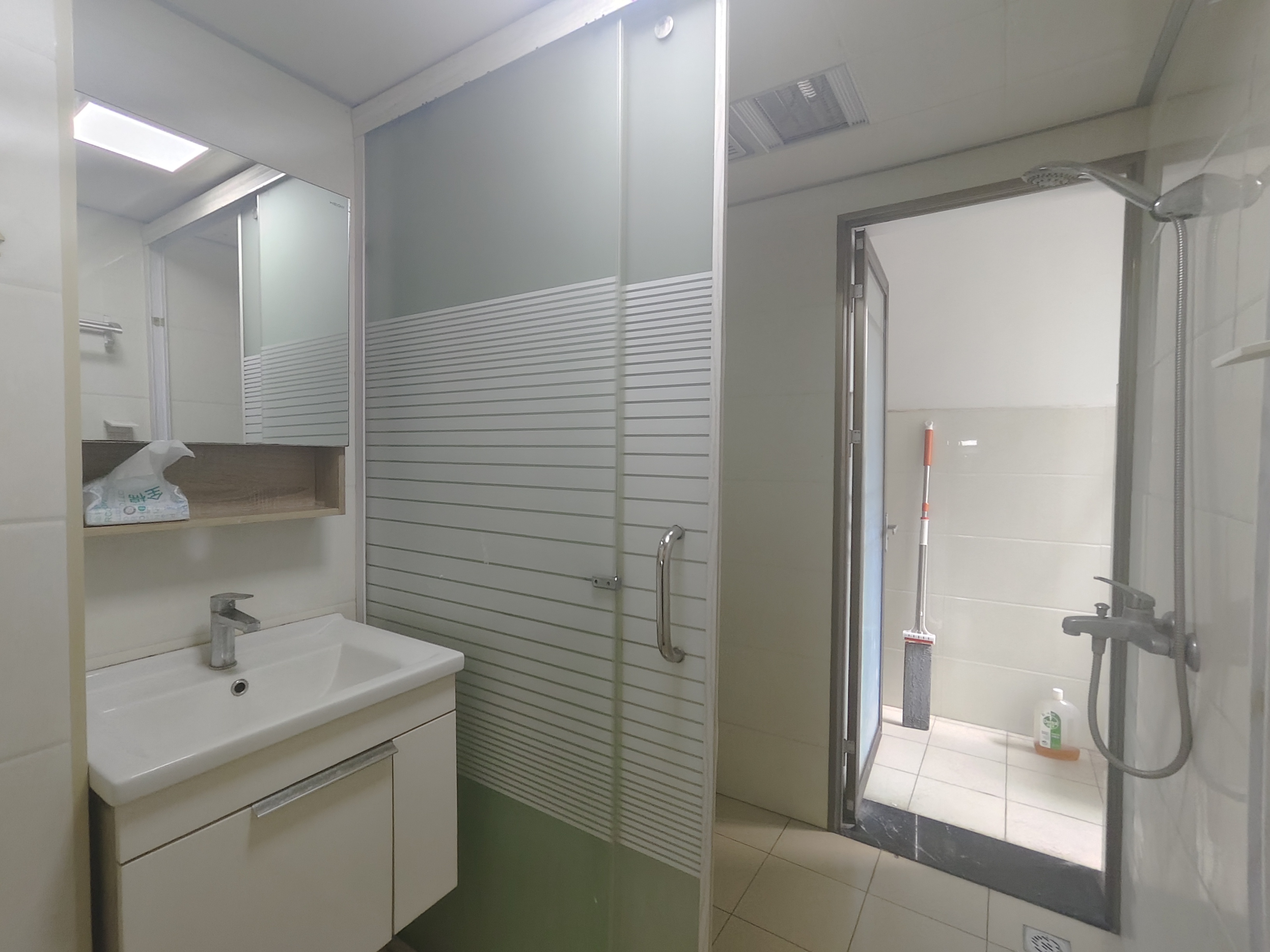 尚邦彩霞满天 1室1厅1卫 1100.00元/月 尚邦彩霞满天 1室1厅1卫 1100.00元/月室内图