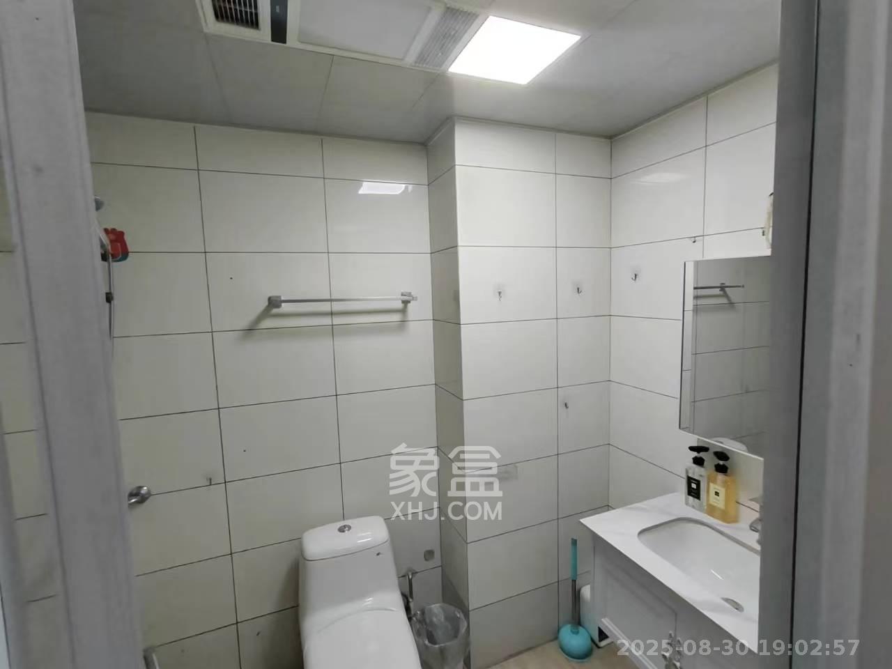 天心华庭  1室1厅1卫   1800.00元/月室内图
