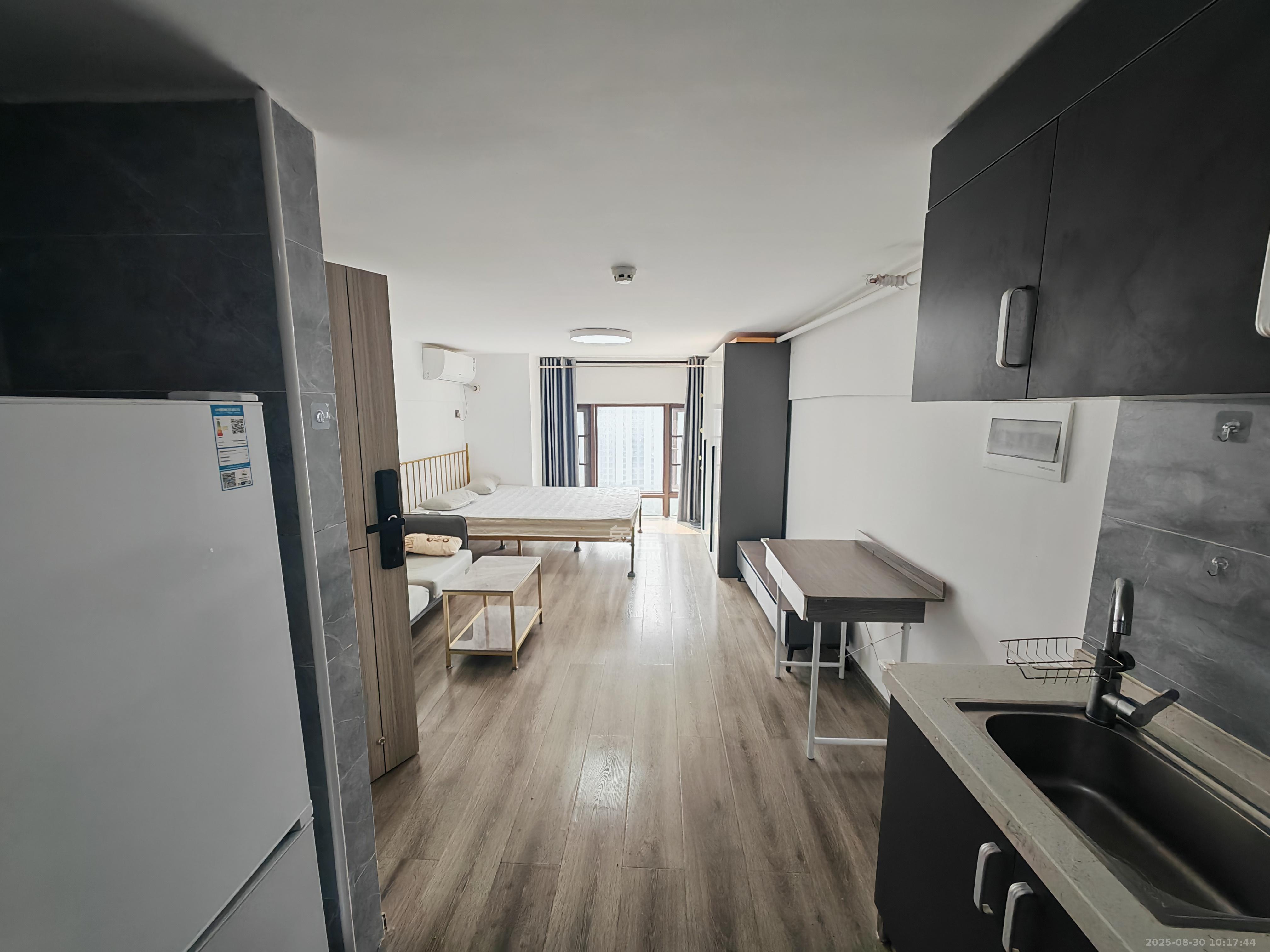 华润琨瑜府  1室1厅1卫    1300.0元/月室内图