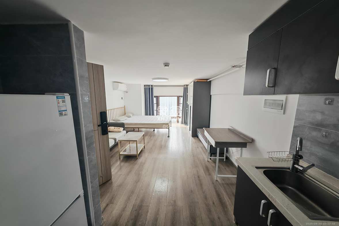 华润琨瑜府  1室1厅1卫    1300.0元/月 华润琨瑜府  1室1厅1卫    1300.0元/月室内图