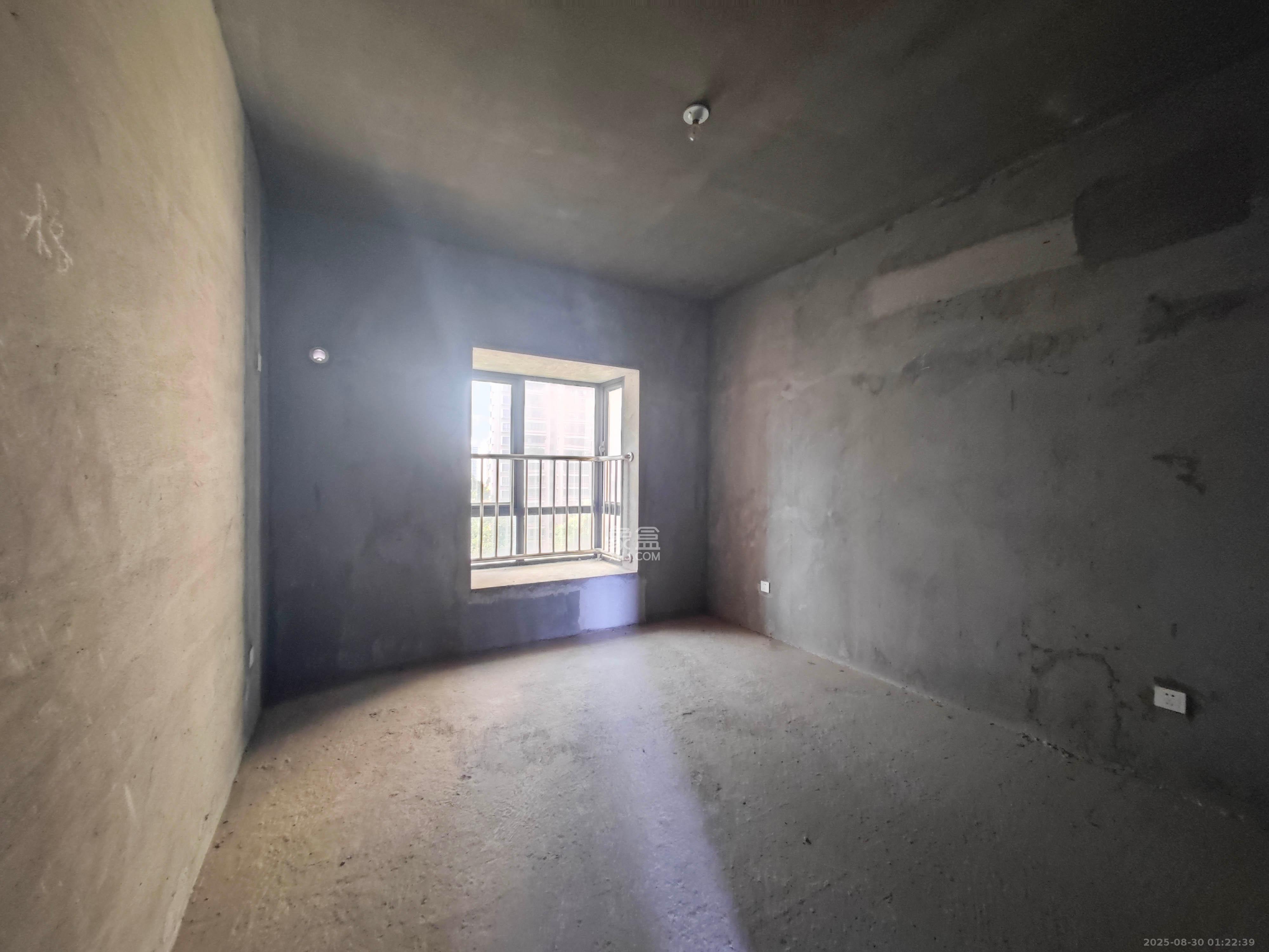 森林城  4室2厅2卫    163.0万 森林城  4室2厅2卫    163.0万卧室