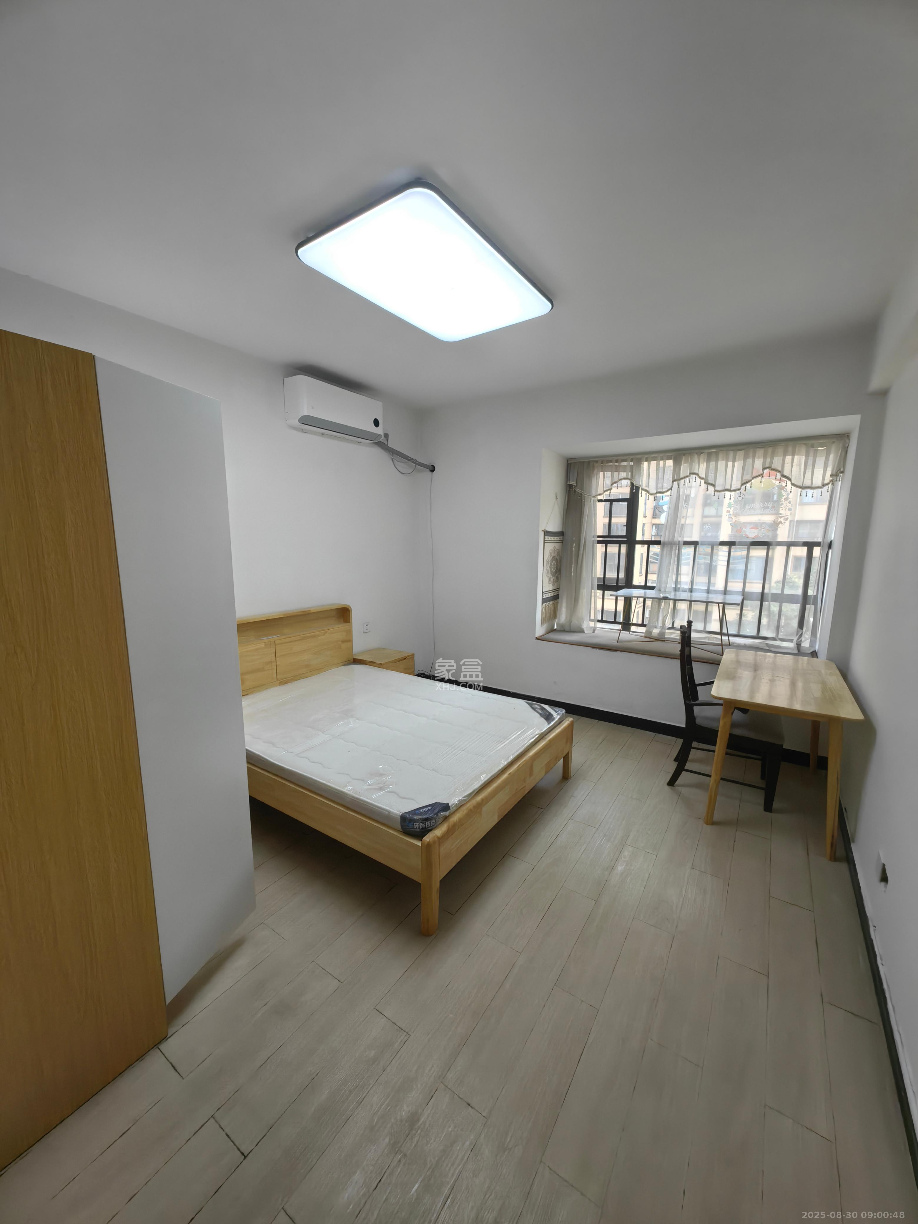 中建芙蓉嘉苑  3室2厅2卫    2700.0元/月室内图