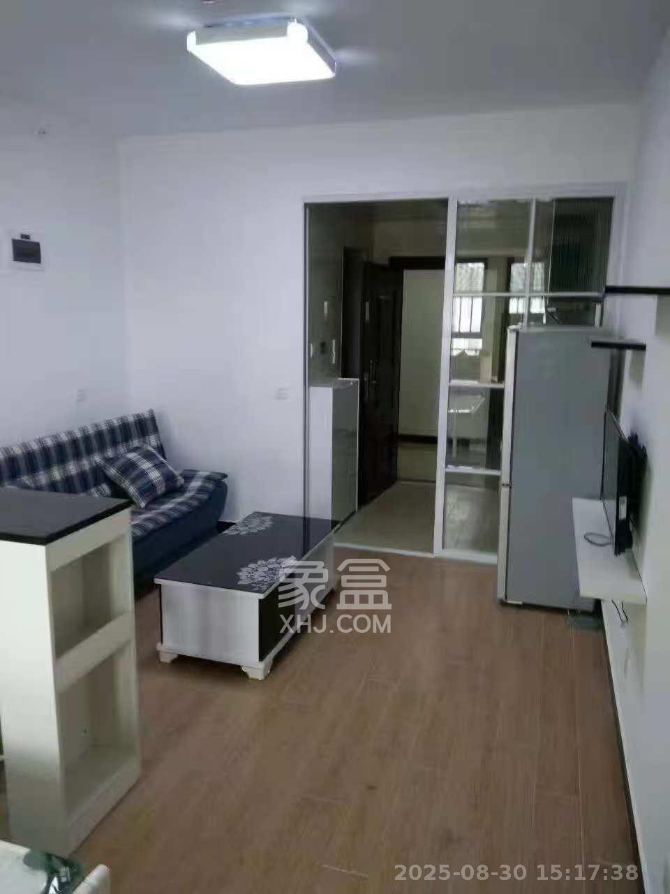 中海国际二期  1室1厅1卫    1100.0元/月室内图