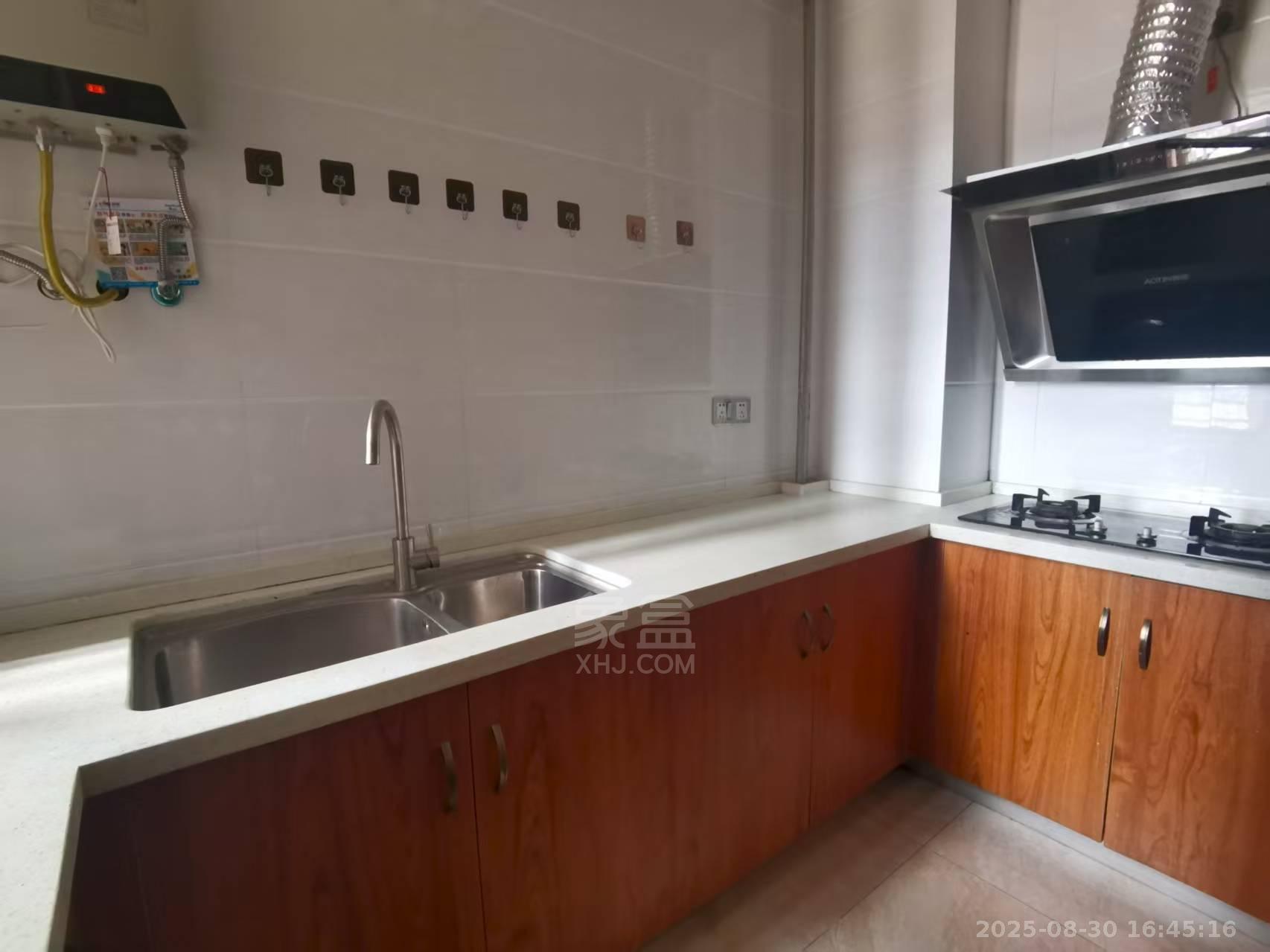 流金岁月-华晨国际 2室1厅1卫 1600.0元/月 流金岁月-华晨国际 2室1厅1卫 1600.0元/月室内图