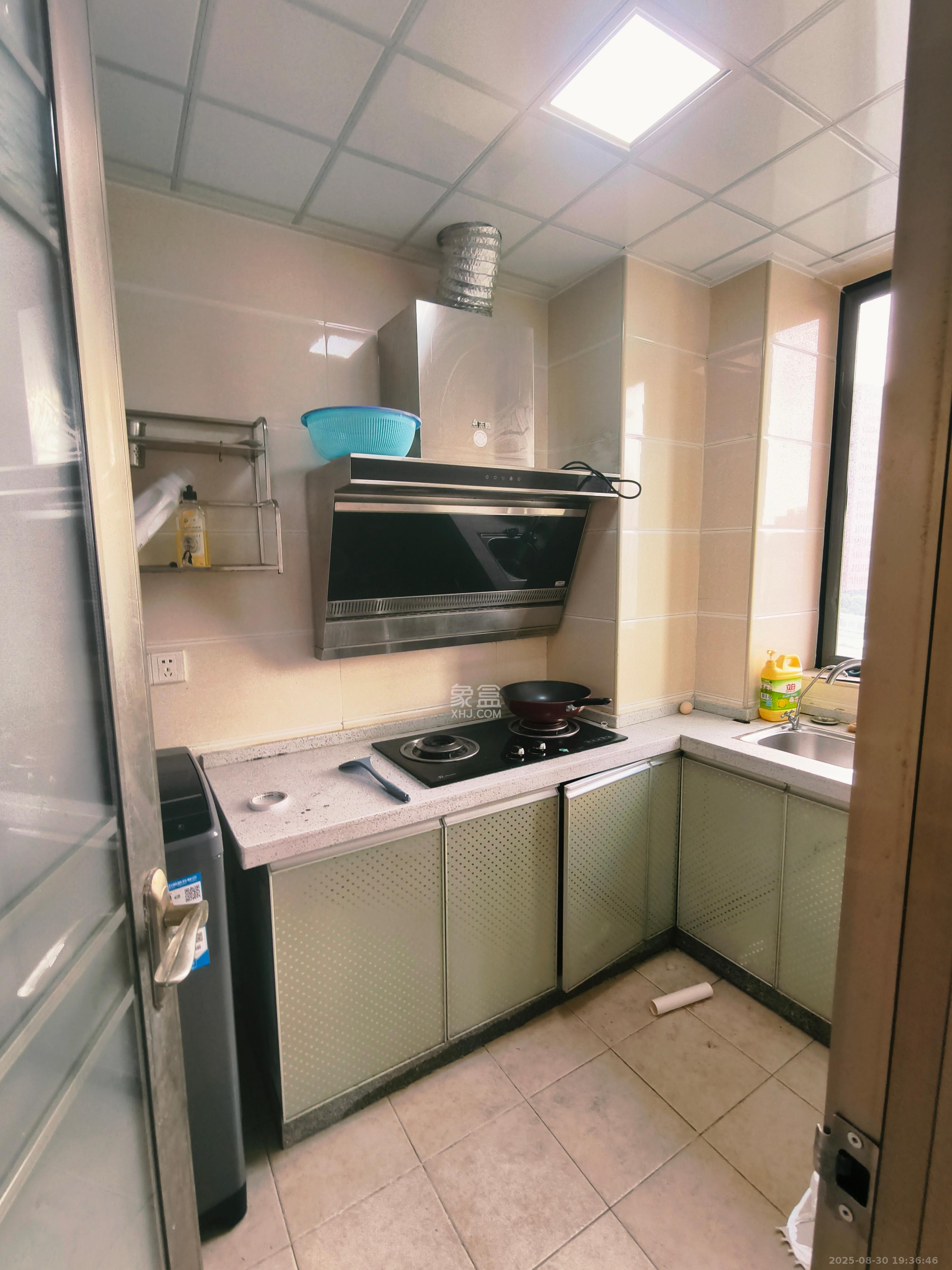 嘉汇公馆 1室1厅1卫 1700.0元/月 嘉汇公馆 1室1厅1卫 1700.0元/月室内图