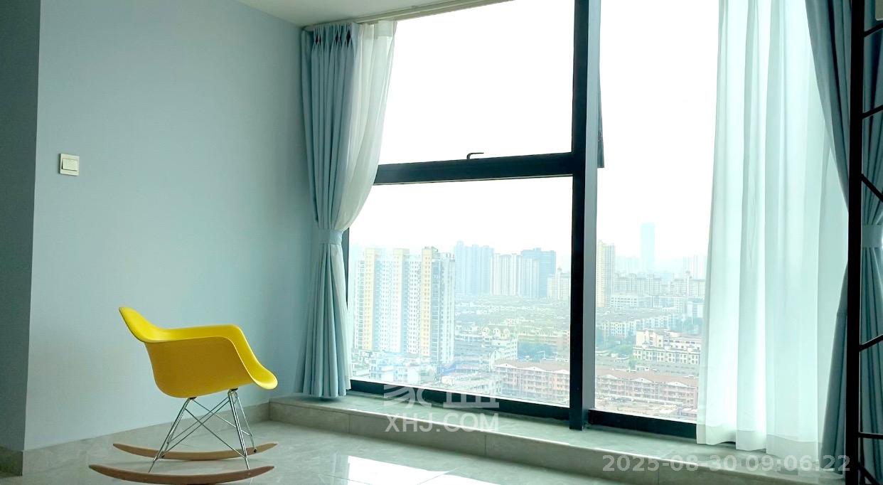 东盈商业广场(华泉城市广场)  1室0厅0卫    3300.0元/月 东盈商业广场(华泉城市广场)  1室0厅0卫    3300.0元/月室内图