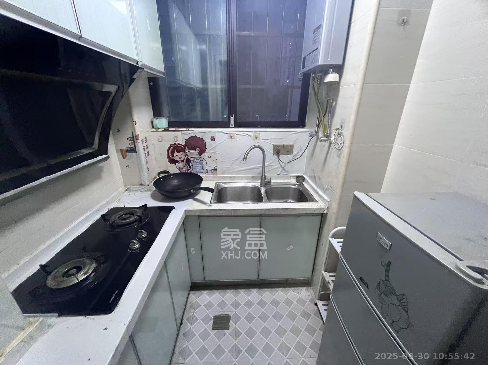 东方航标  1室1厅1卫   1400.00元/月室内图