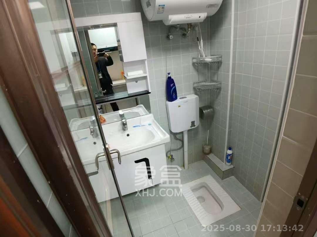 中建芙蓉嘉苑  1室1厅1卫    1200.0元/月室内图