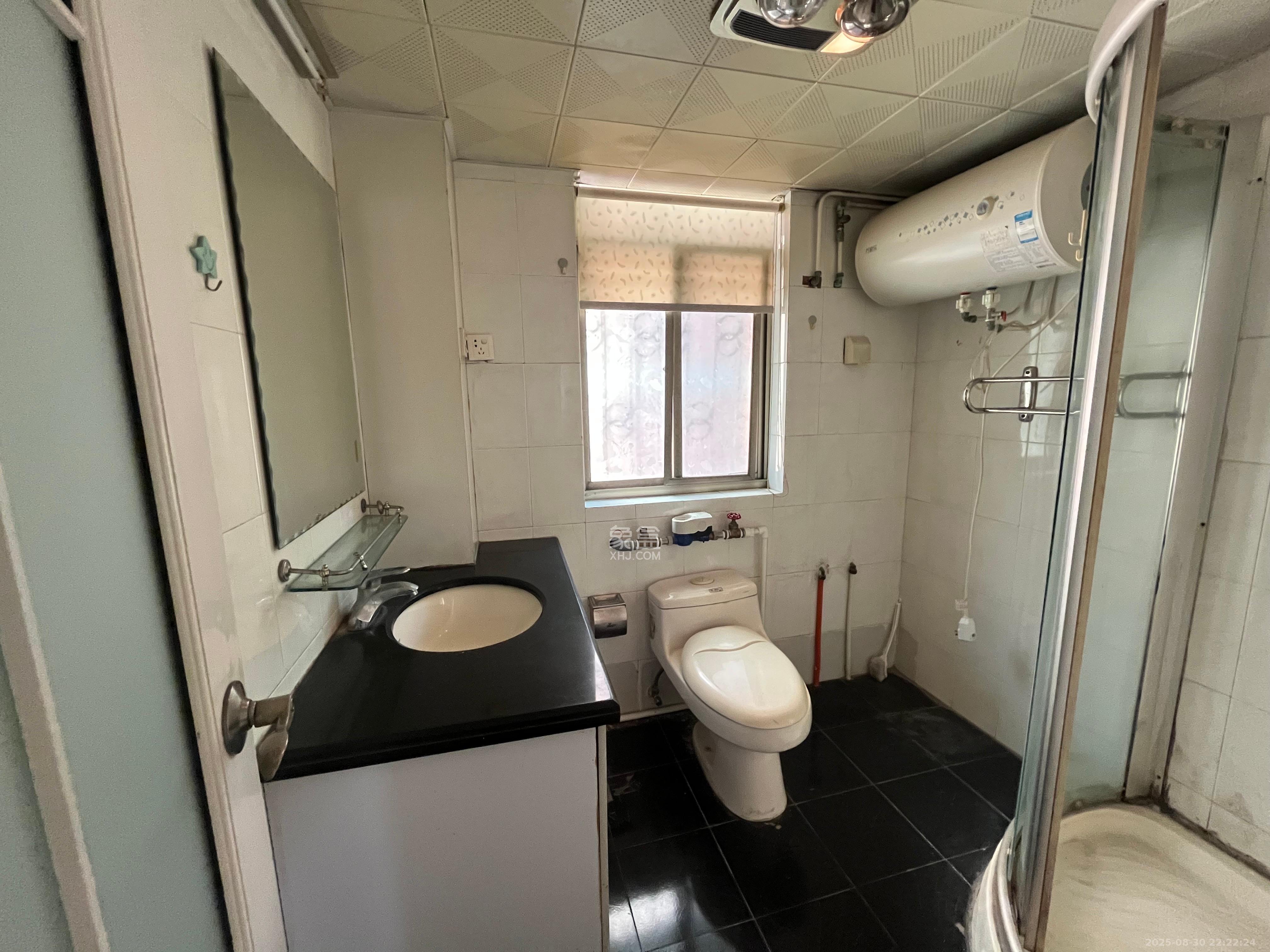 新华园 3室2厅2卫 2100.0元/月 新华园 3室2厅2卫 2100.0元/月室内图