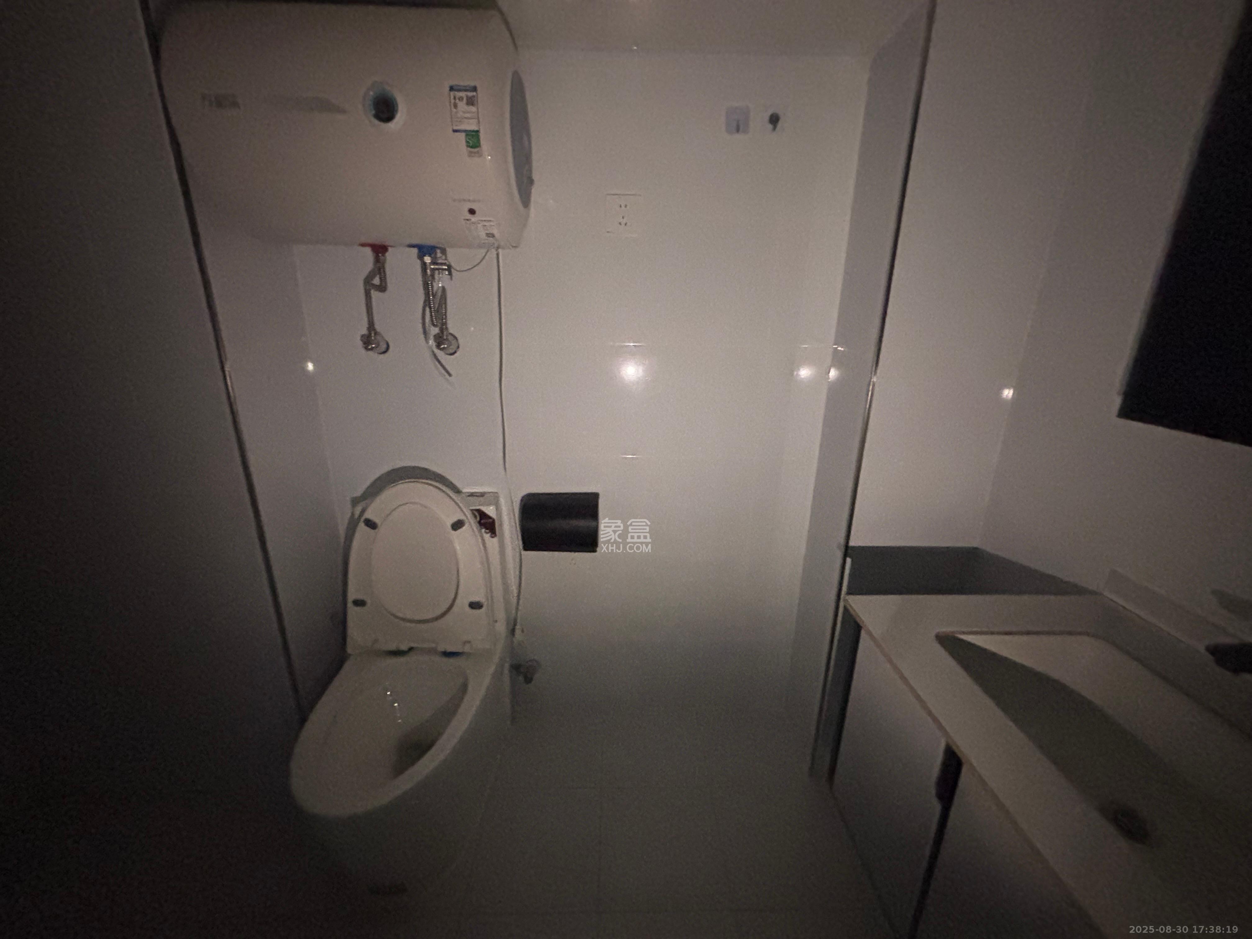 中海阅溪府  1室1厅1卫    1300.0元/月室内图