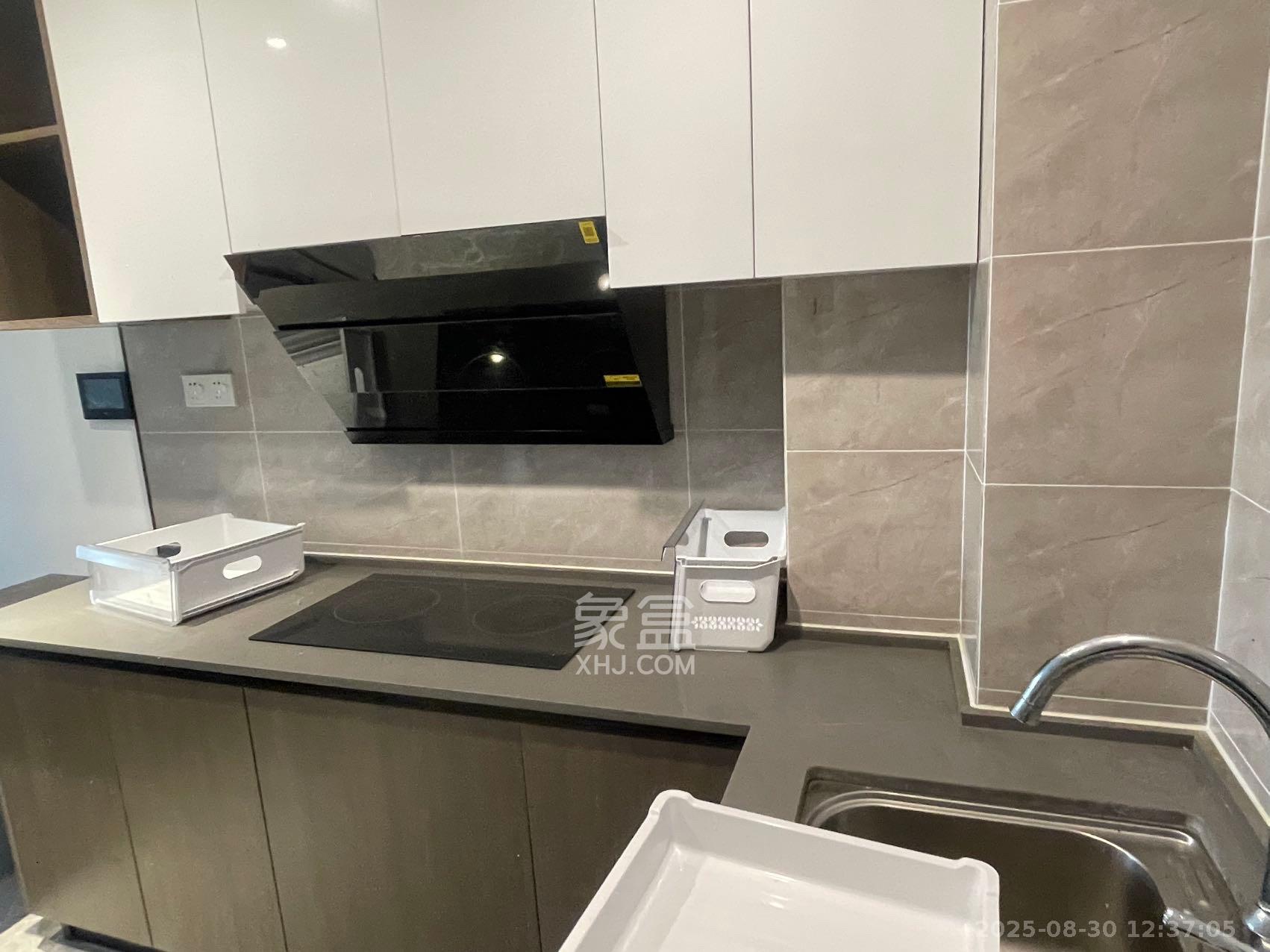 万科魅力之城  1室1厅1卫    1900.0元/月 万科魅力之城  1室1厅1卫    1900.0元/月室内图1