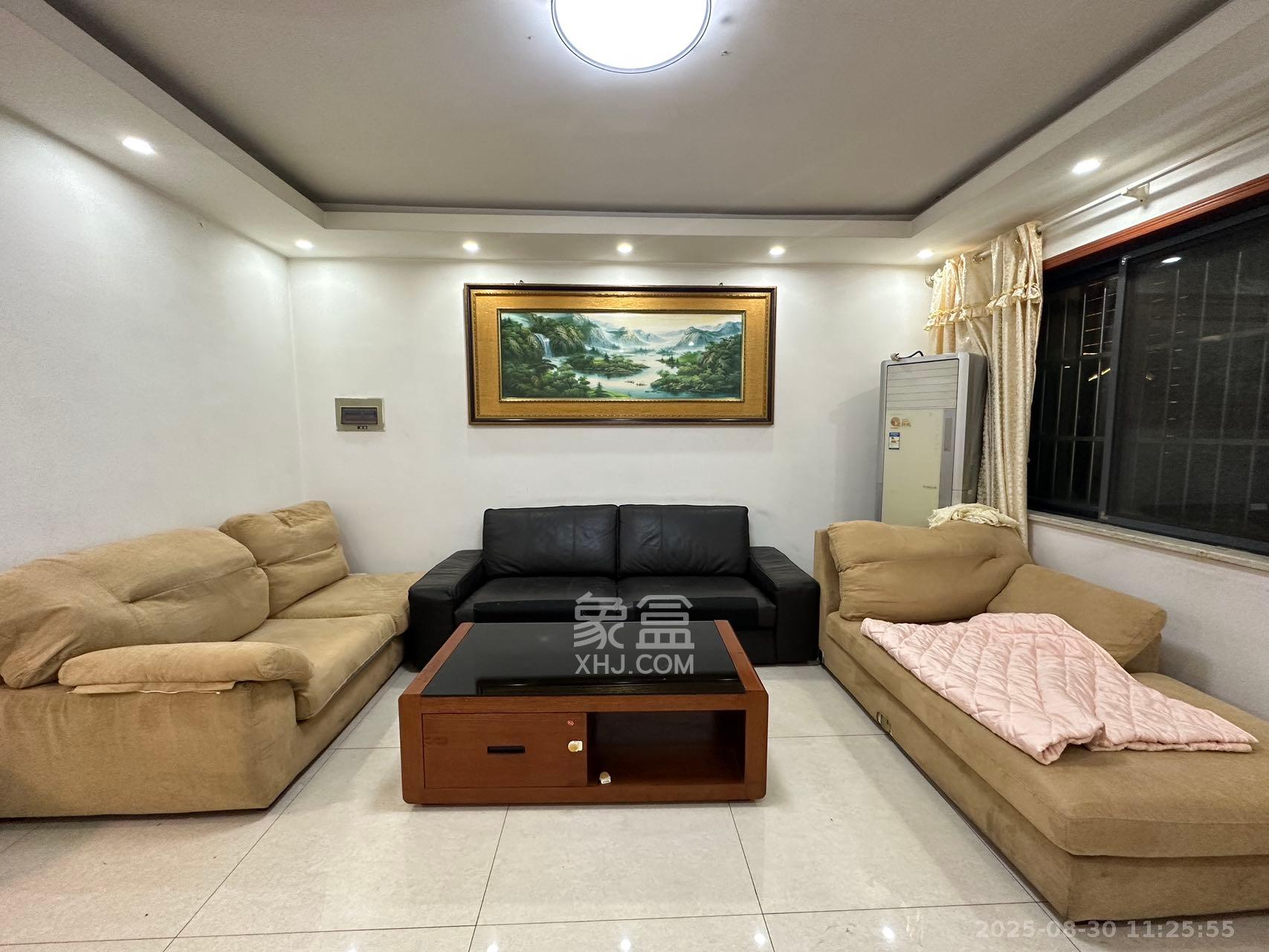 嘉宇盛世华章 3室2厅2卫 2800.0元/月 嘉宇盛世华章 3室2厅2卫 2800.0元/月室内图