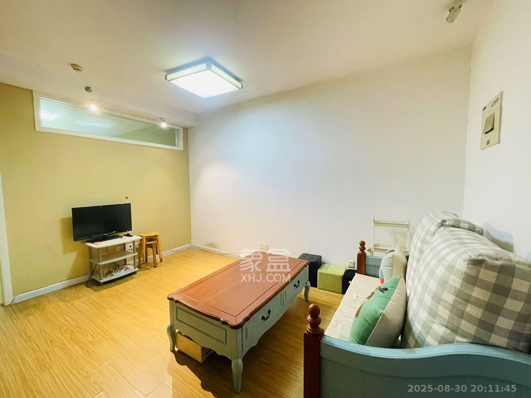 北辰三角洲E5区  1室1厅1卫    2000.0元/月 北辰三角洲E5区  1室1厅1卫    2000.0元/月室内图