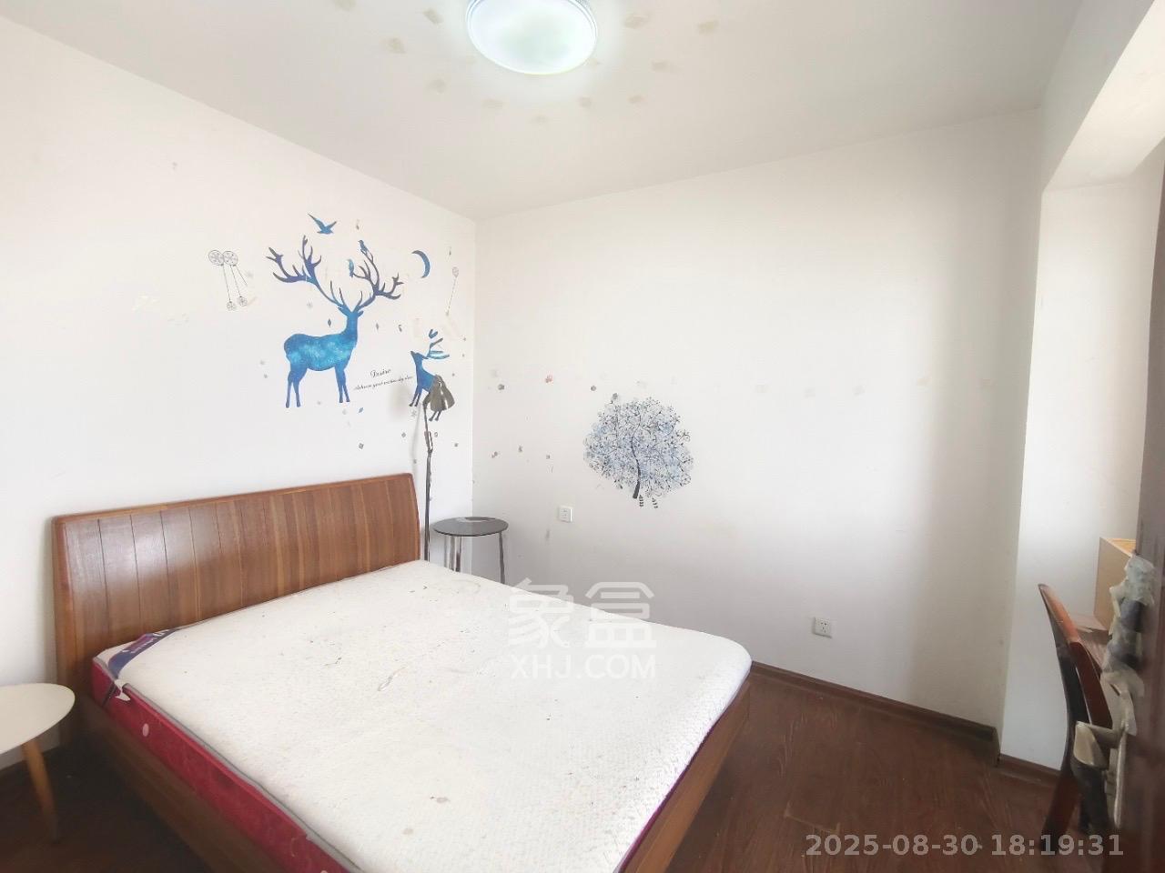 铂宫  2室2厅1卫    3000.0元/月室内图