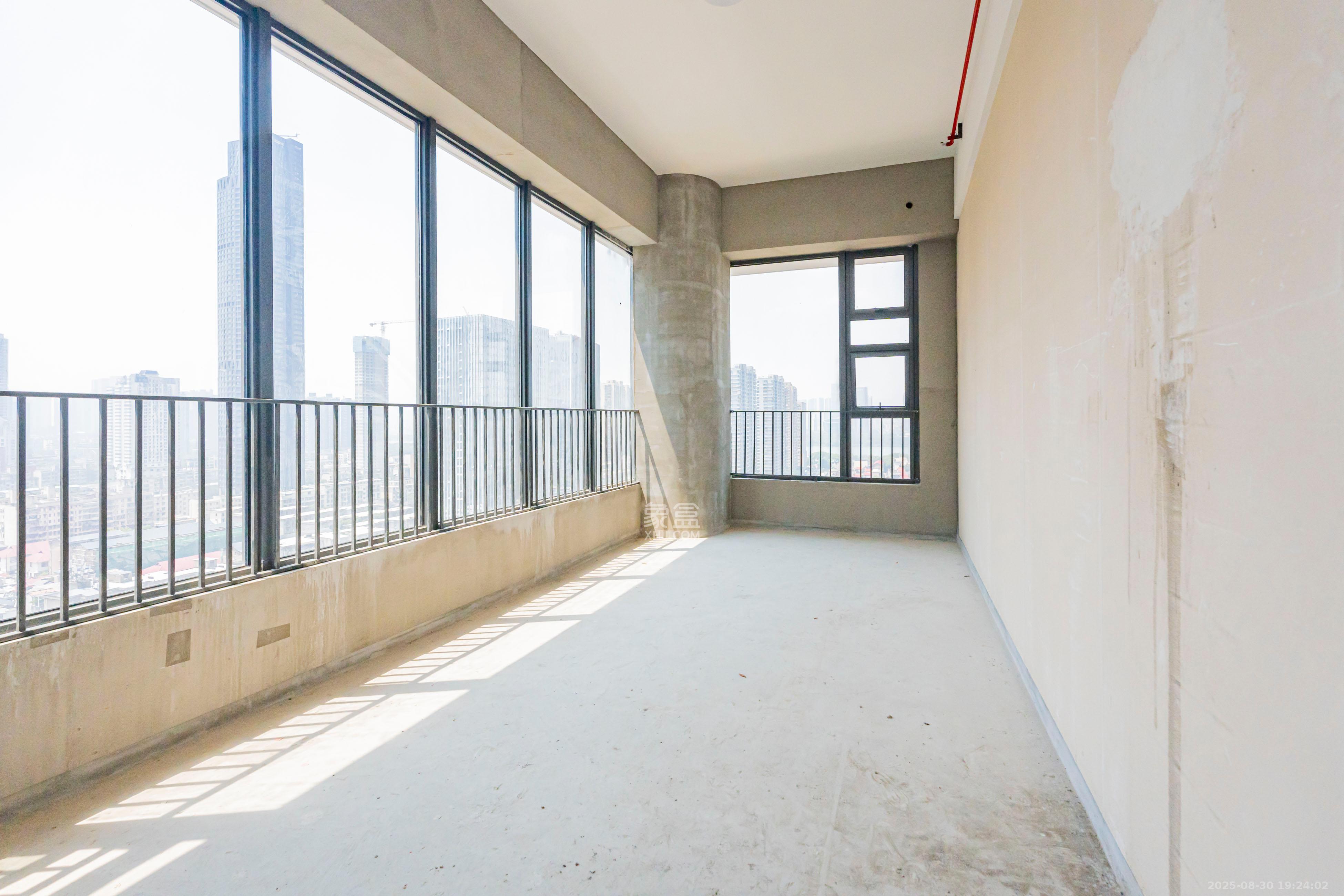 建发养云  1室1厅1卫    62.0万卧室