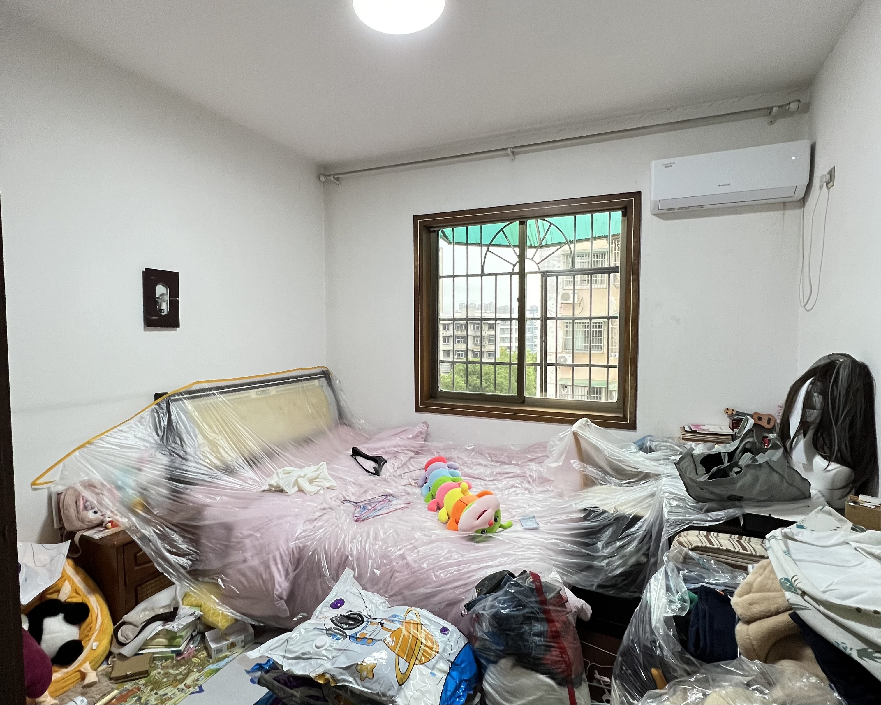 康华小区  4室2厅2卫   48.00万室内图